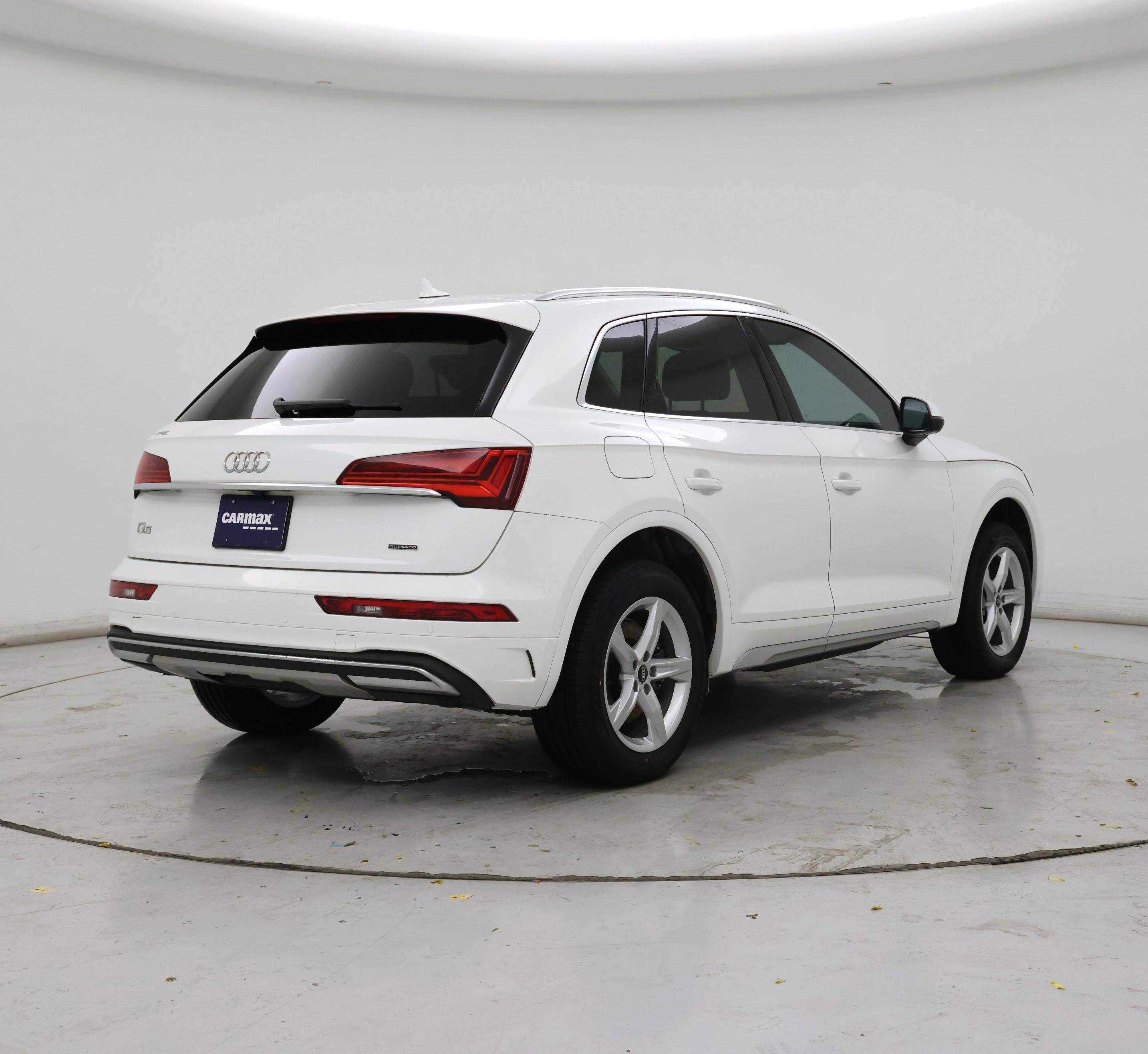 Thumbnail: 2023 Audi Q5 - 8