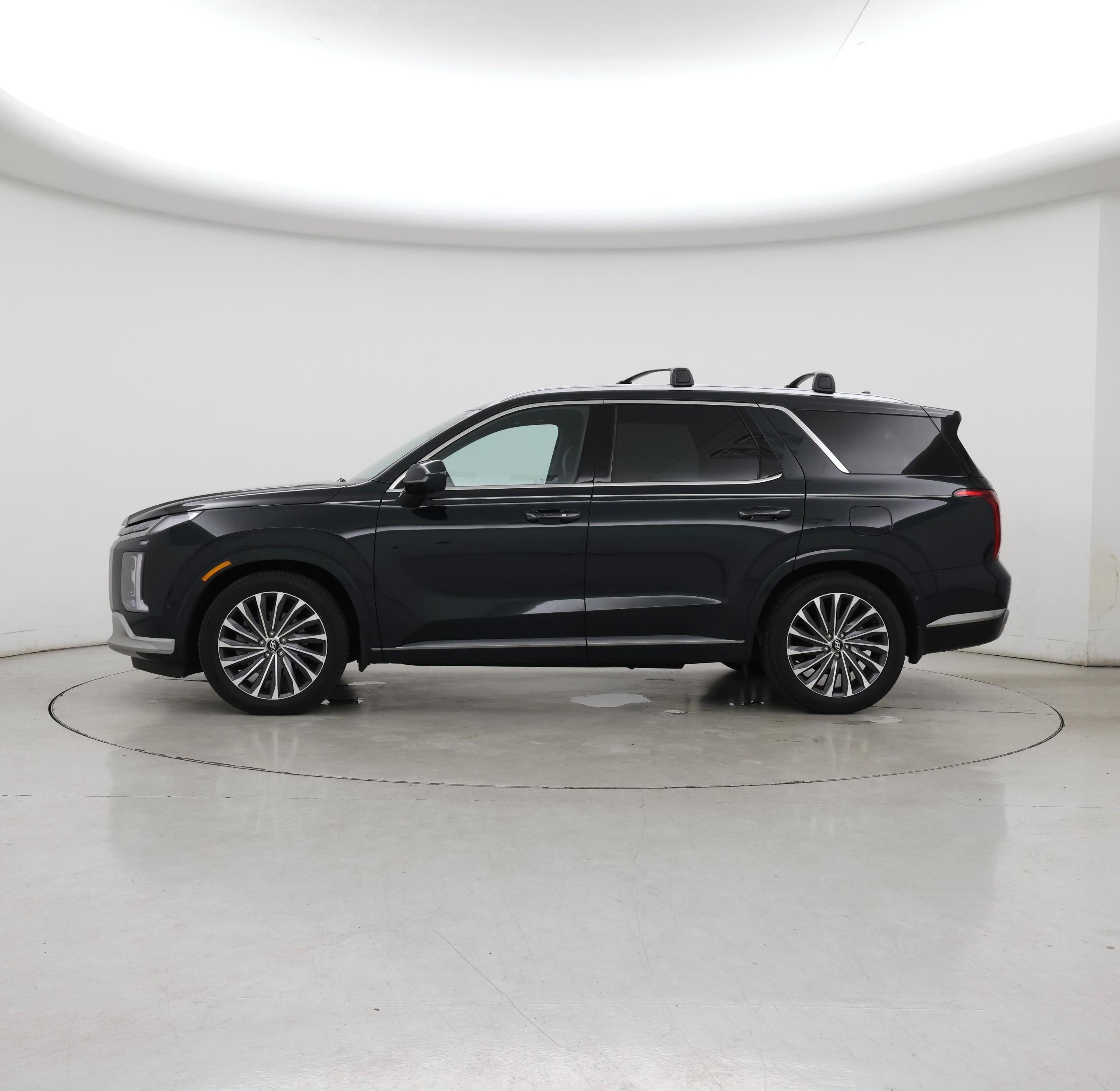 Thumbnail: 2023 Hyundai Palisade - 3