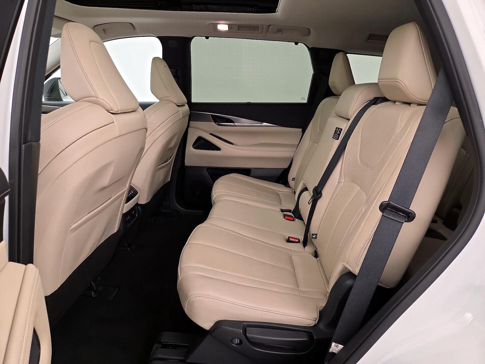 2023 INFINITI QX60 LUXE - Photo 22