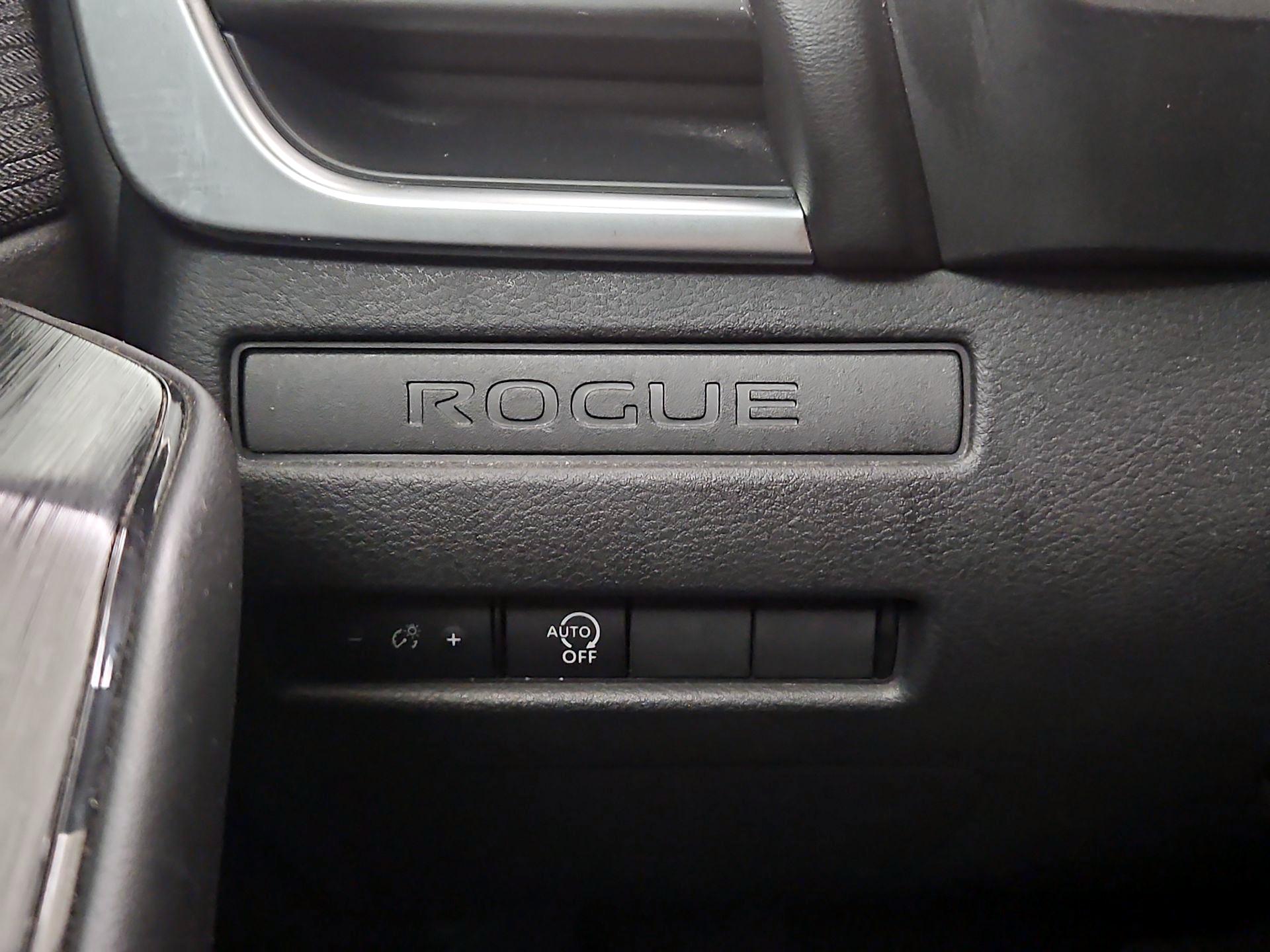 Thumbnail: 2023 Nissan Rogue - 13
