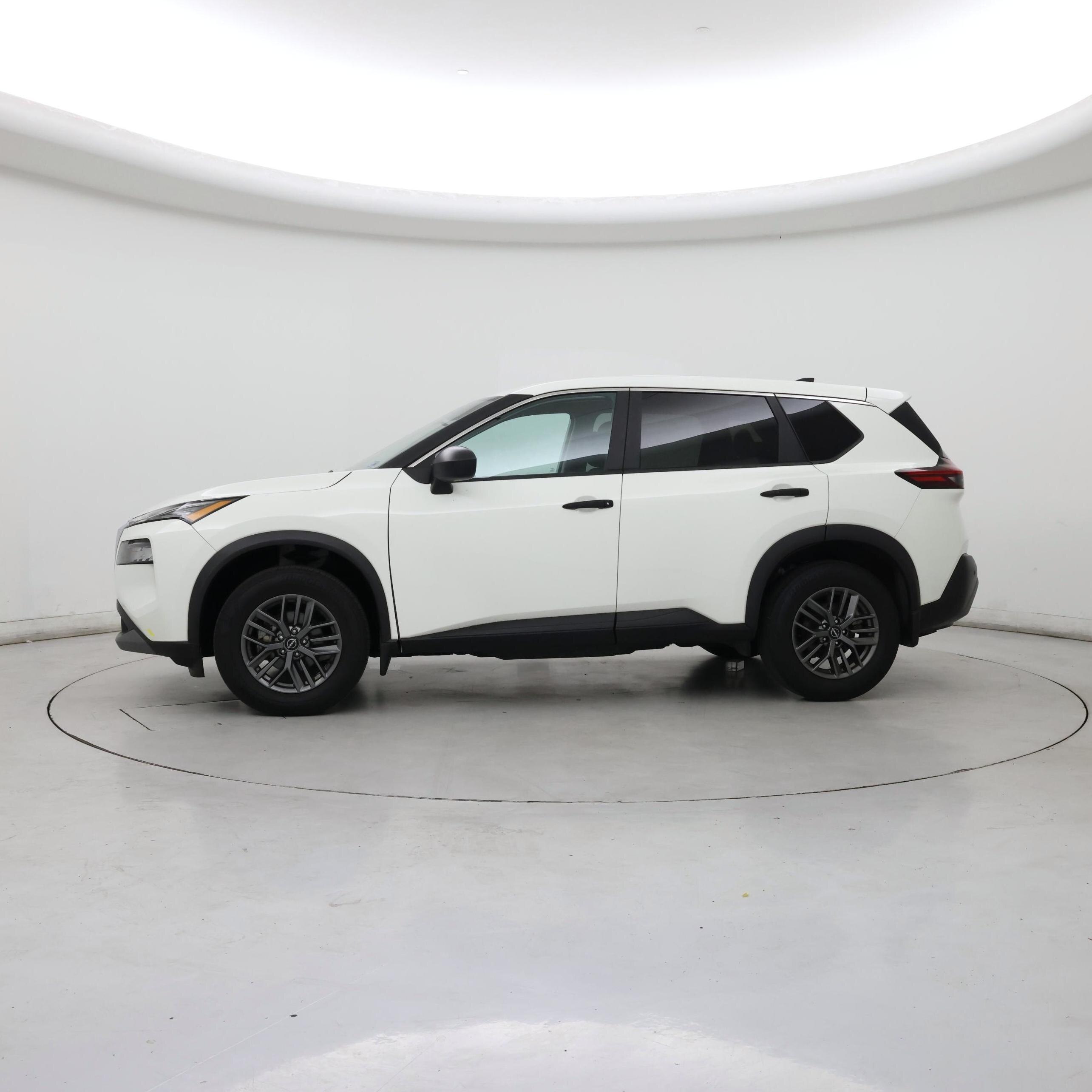 Thumbnail: 2023 Nissan Rogue - 3