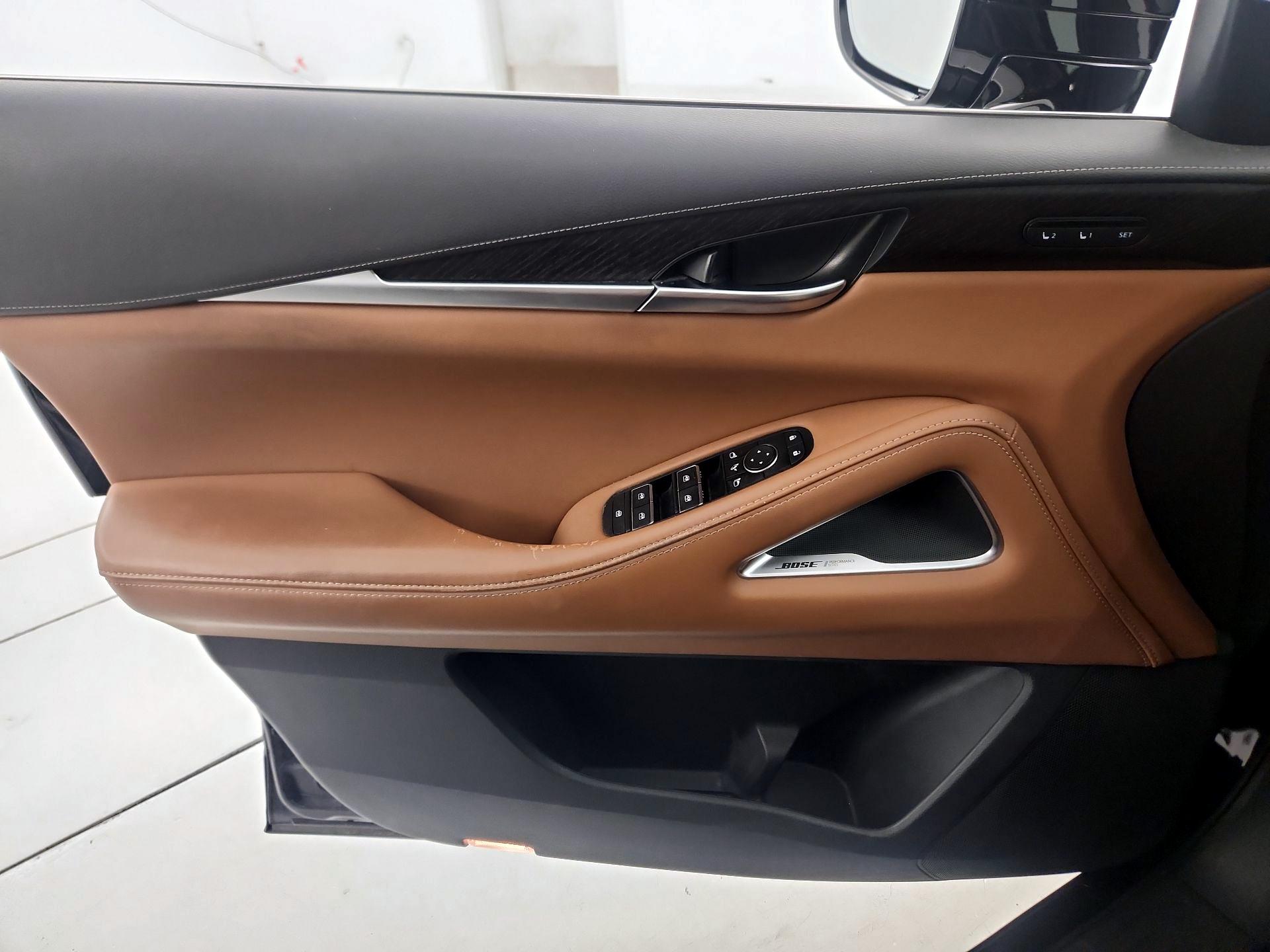 Thumbnail: 2023 INFINITI QX60 - 12