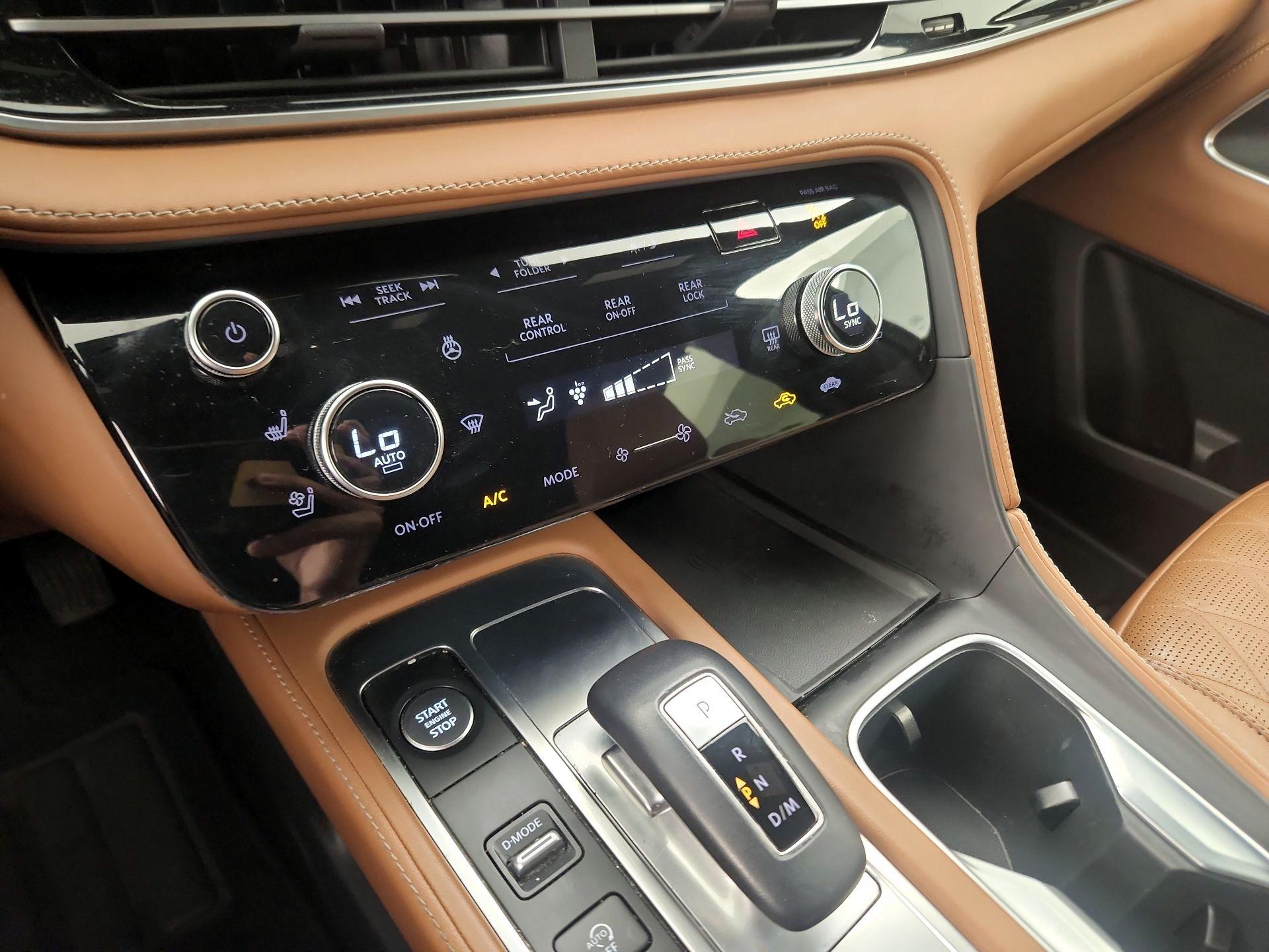 Thumbnail: 2023 INFINITI QX60 - 17