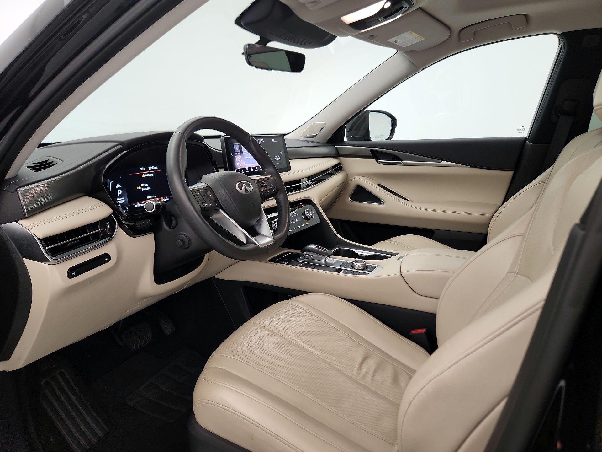 Thumbnail: 2023 INFINITI QX60 - 11