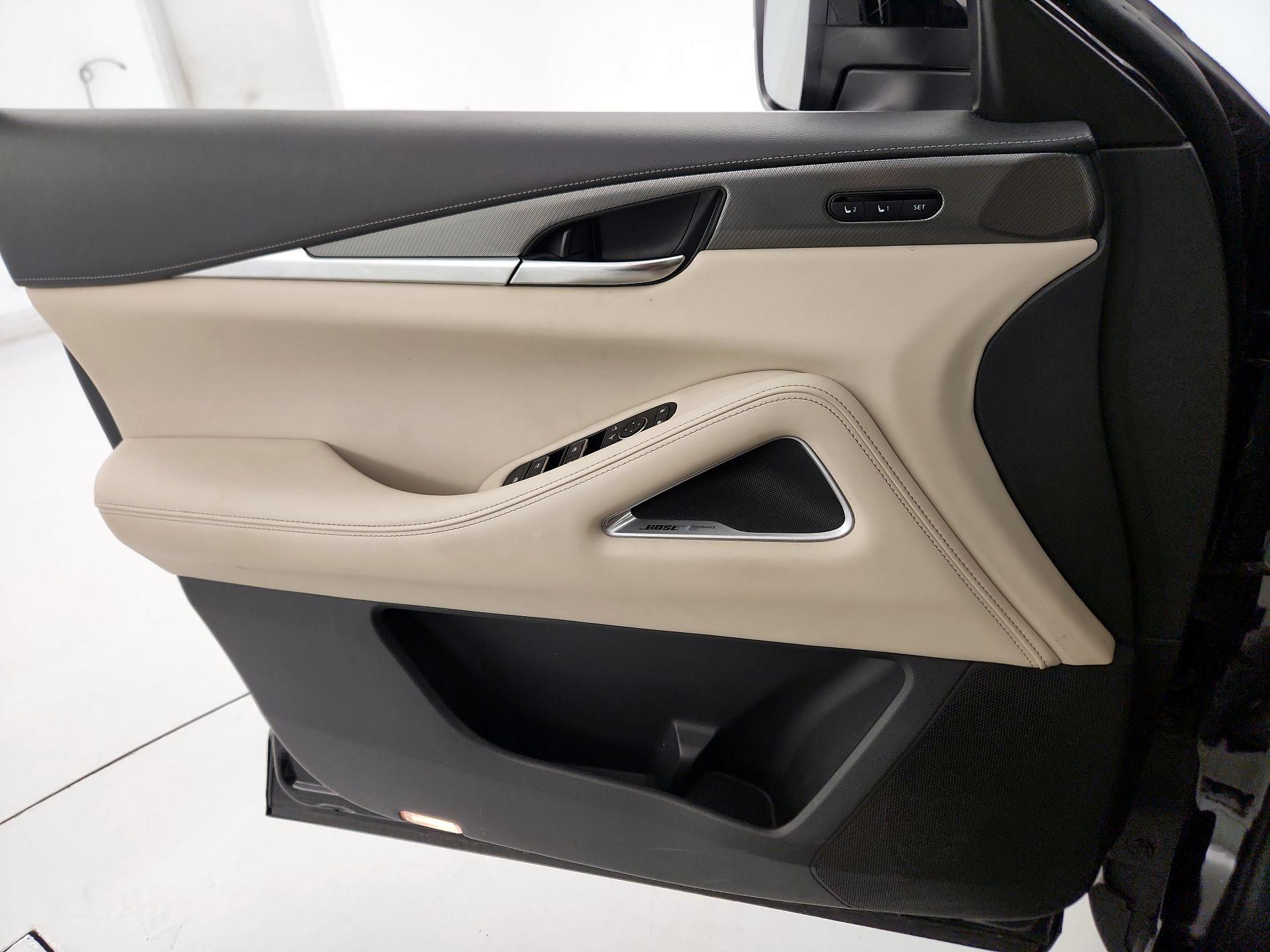 Thumbnail: 2023 INFINITI QX60 - 12