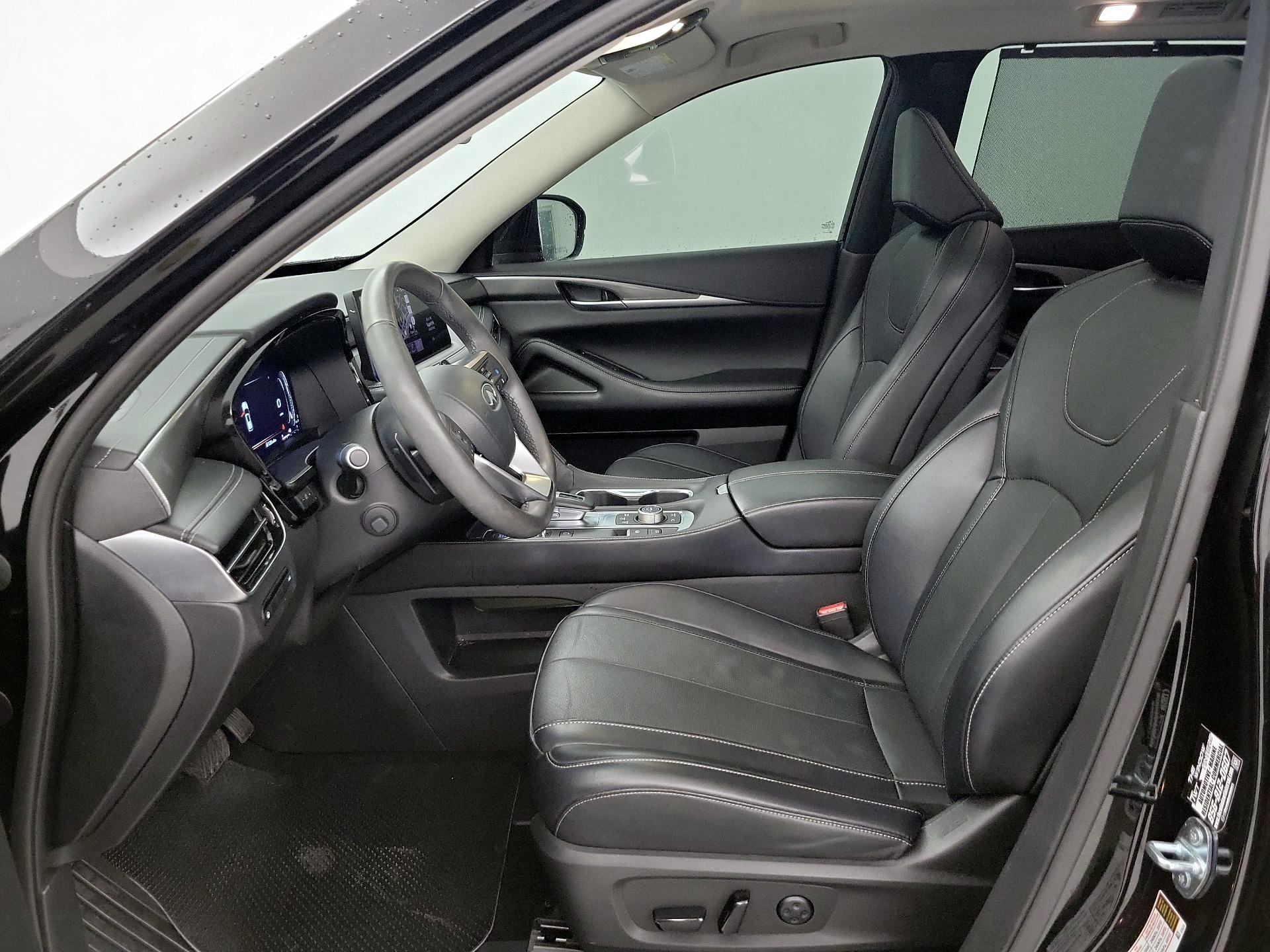 Thumbnail: 2023 INFINITI QX60 - 11