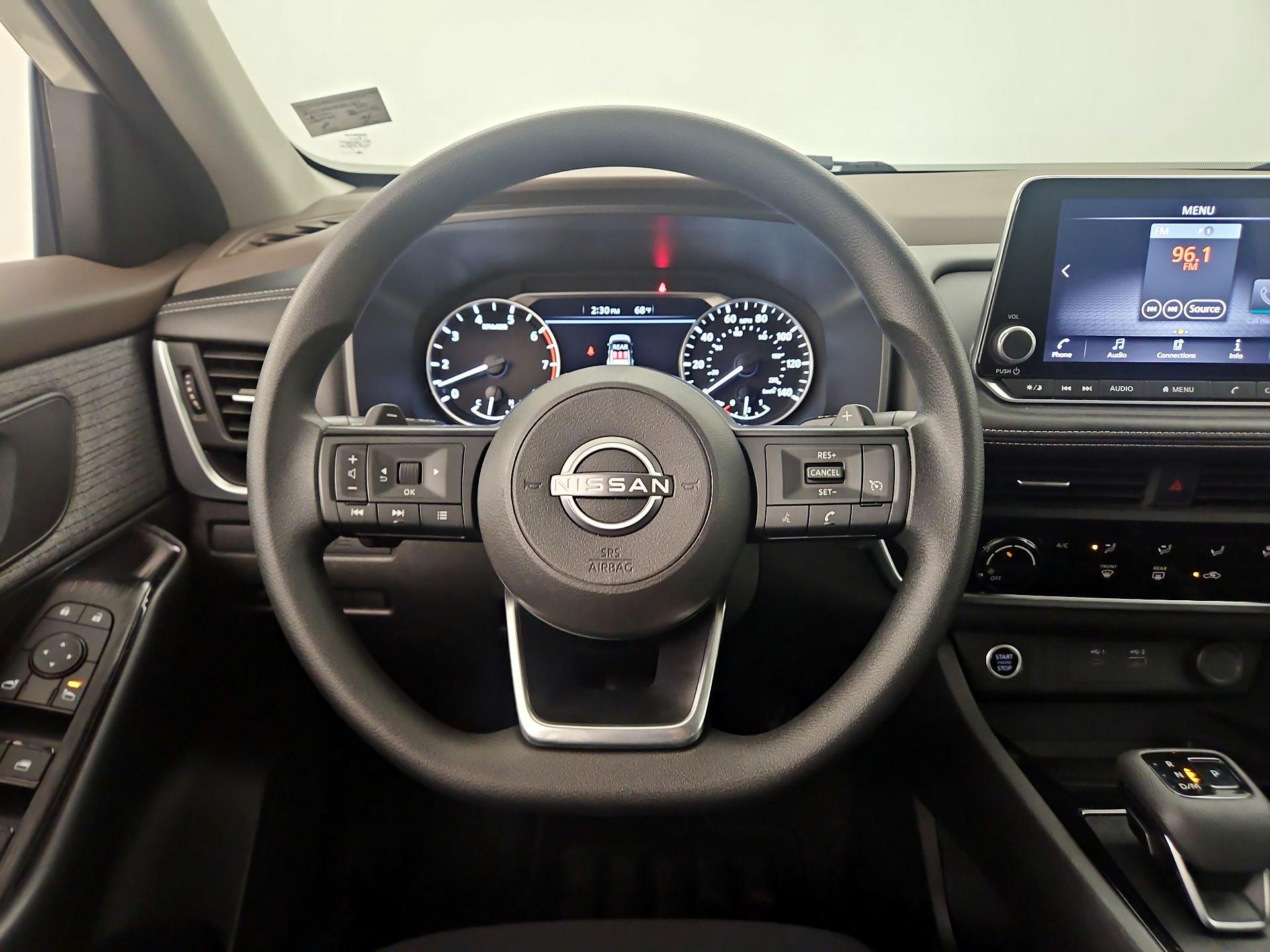 Thumbnail: 2023 Nissan Rogue - 10