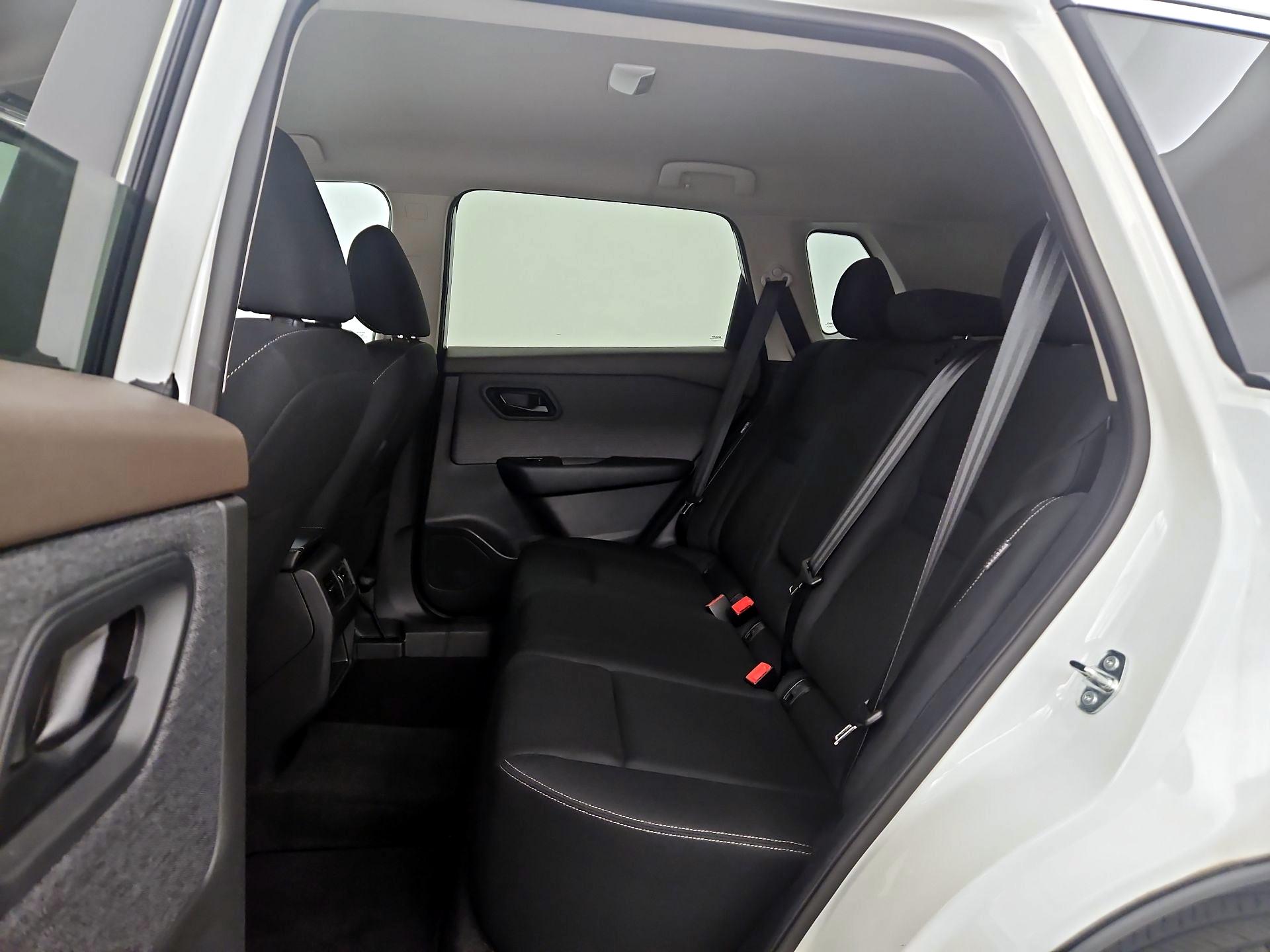 Thumbnail: 2023 Nissan Rogue - 19