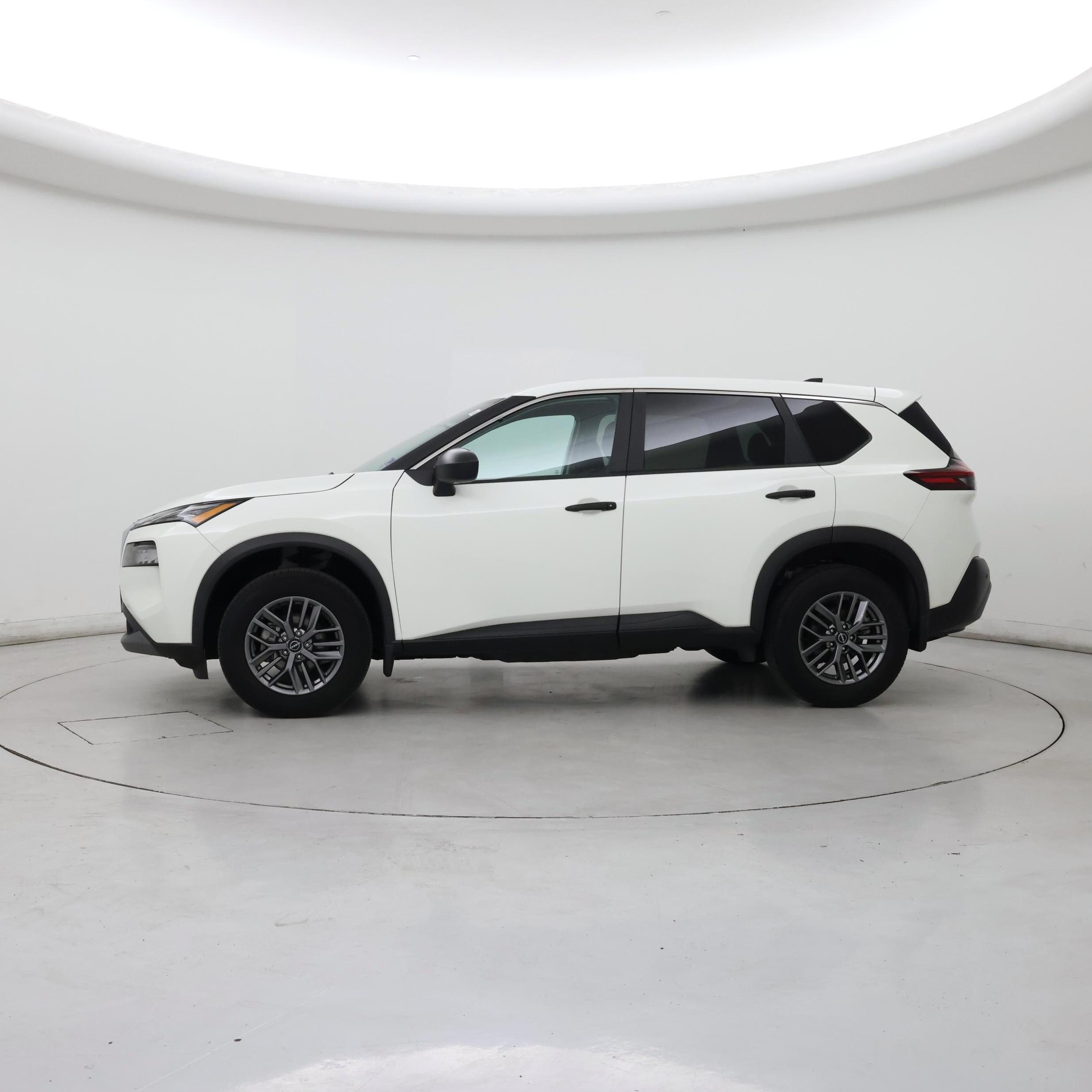 Thumbnail: 2023 Nissan Rogue - 3