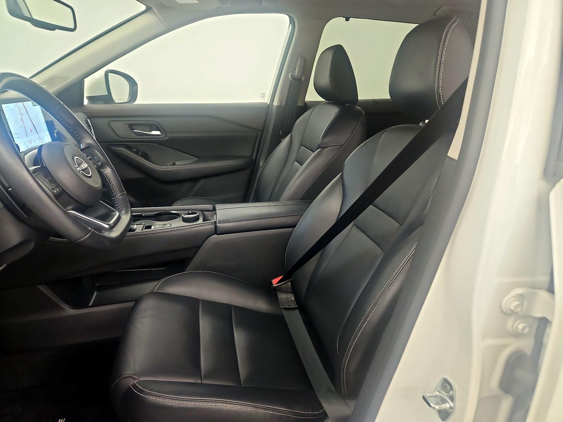Thumbnail: 2023 Nissan Rogue - 11
