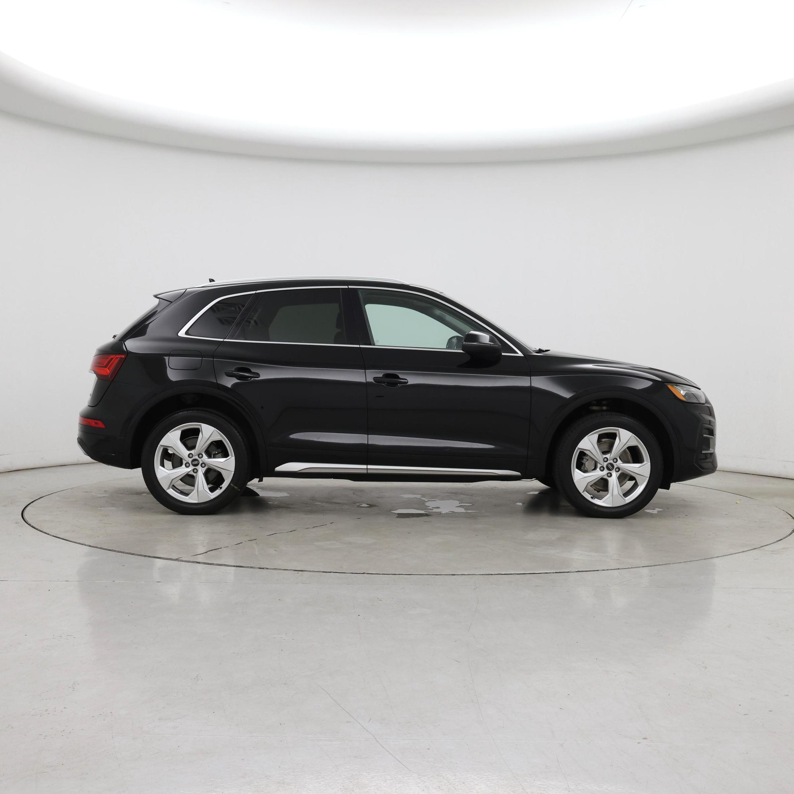 Thumbnail: 2021 Audi Q5 - 7