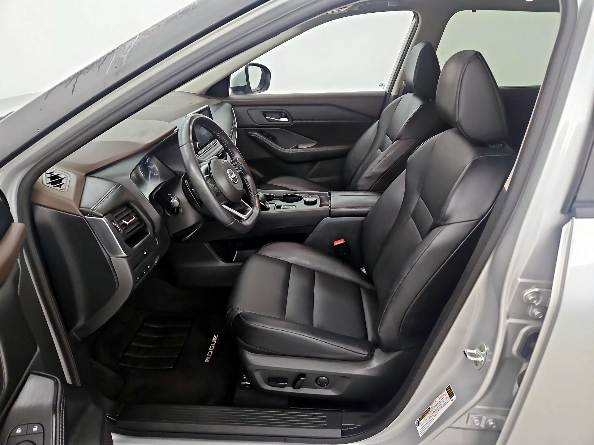 Thumbnail: 2023 Nissan Rogue - 11