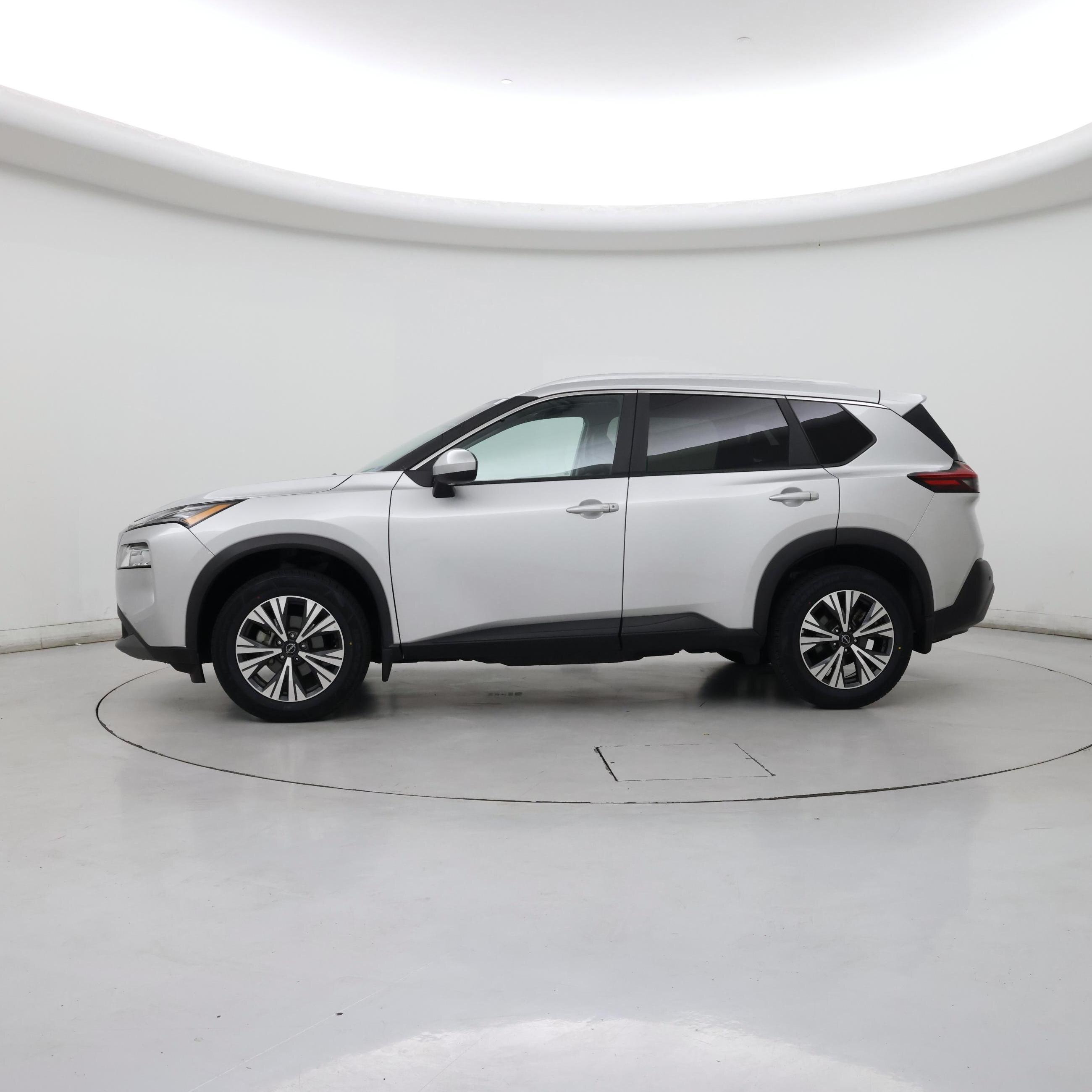 Thumbnail: 2023 Nissan Rogue - 3