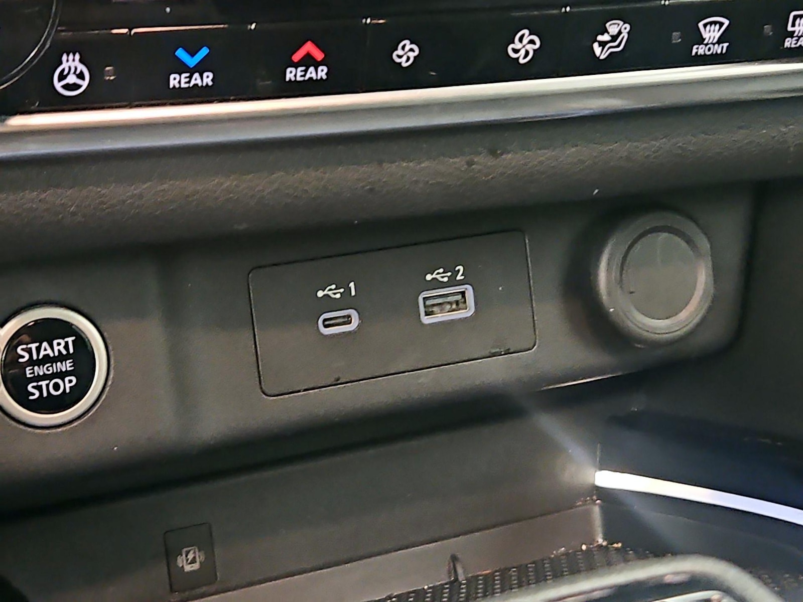 2023 Nissan Rogue Platinum - Photo 20