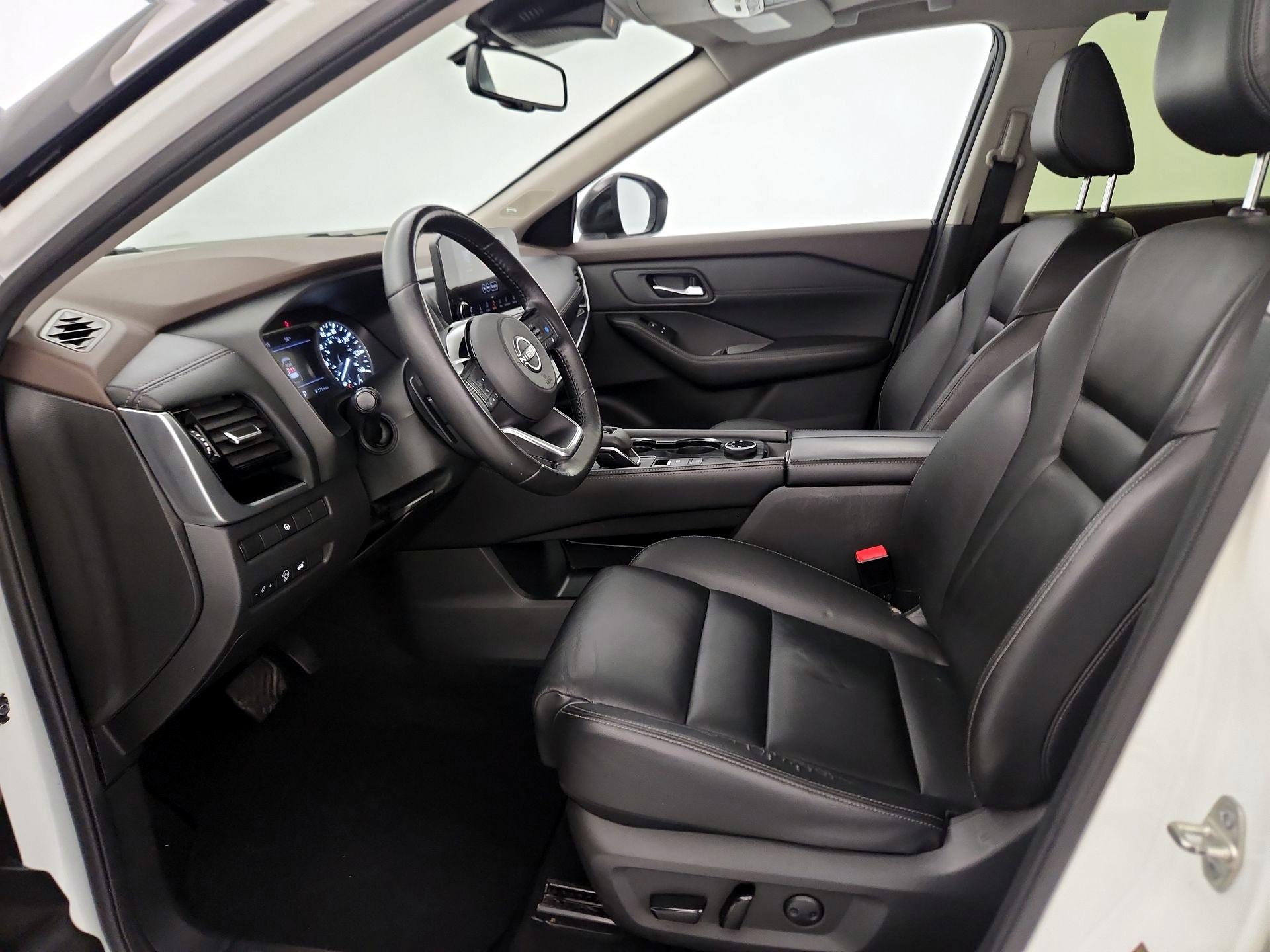 Thumbnail: 2023 Nissan Rogue - 11