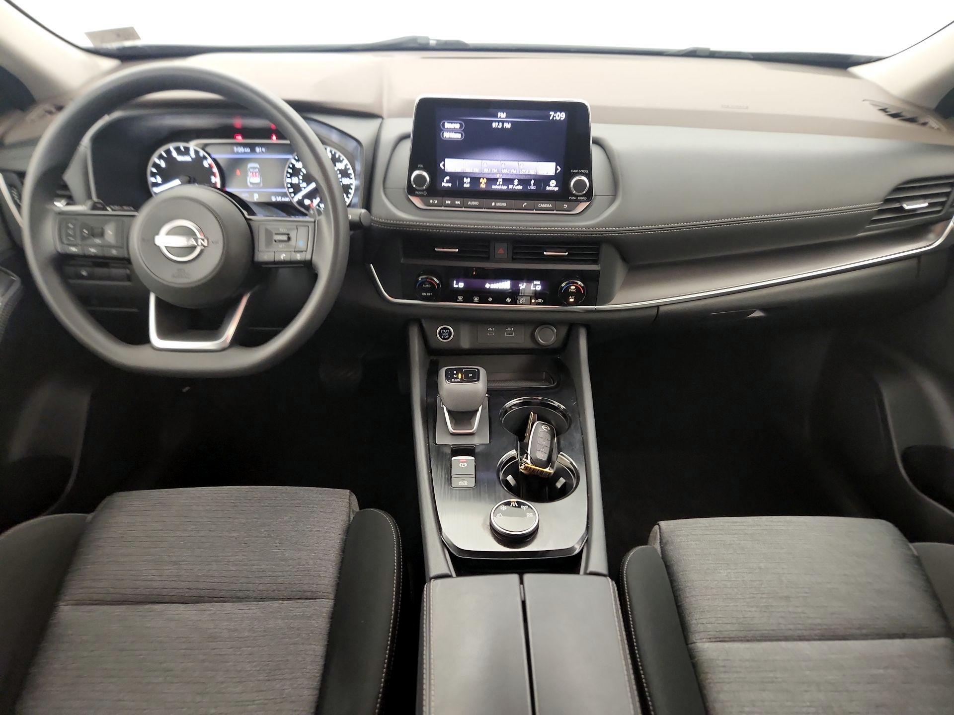 Thumbnail: 2023 Nissan Rogue - 9