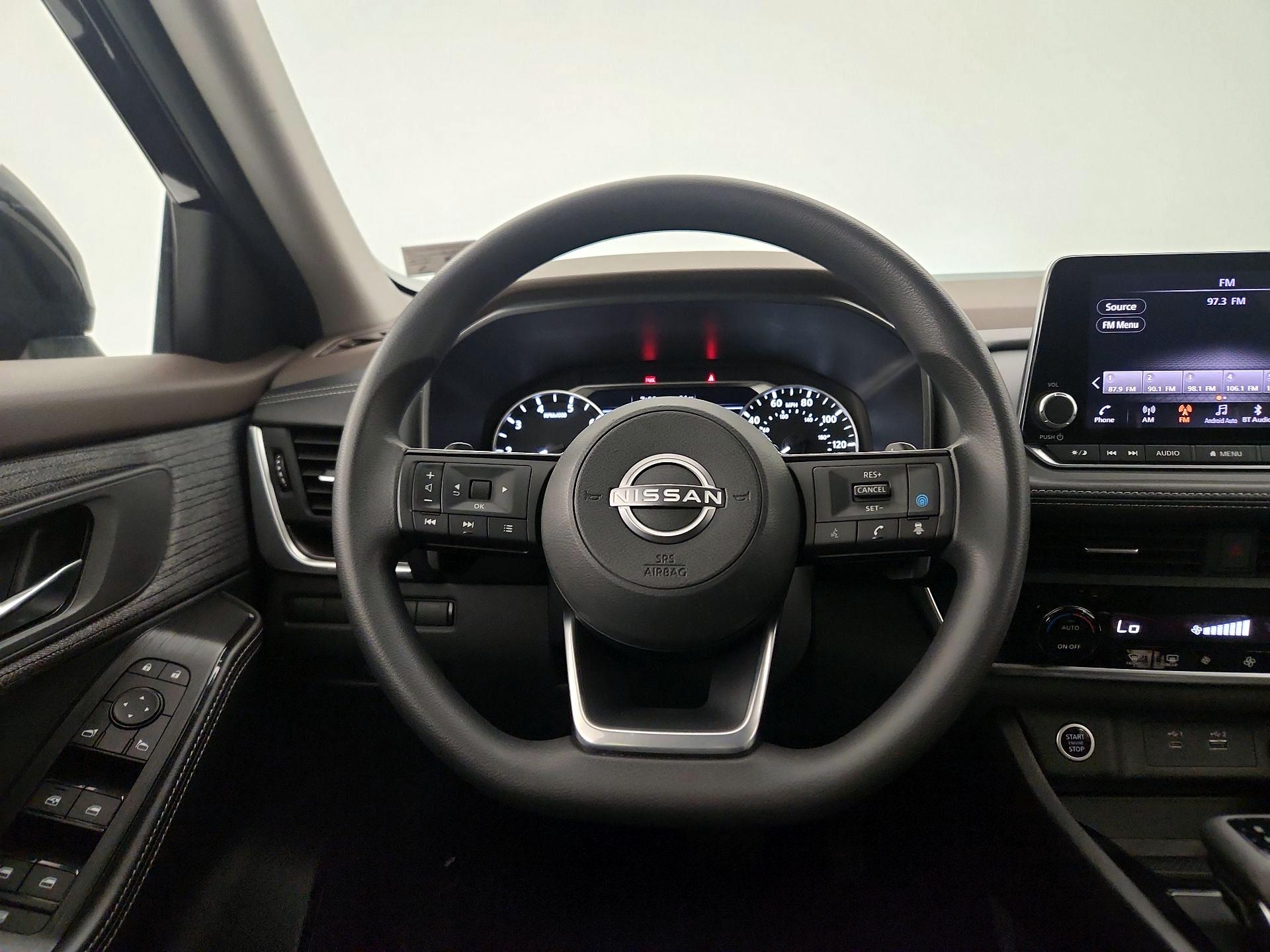 Thumbnail: 2023 Nissan Rogue - 10