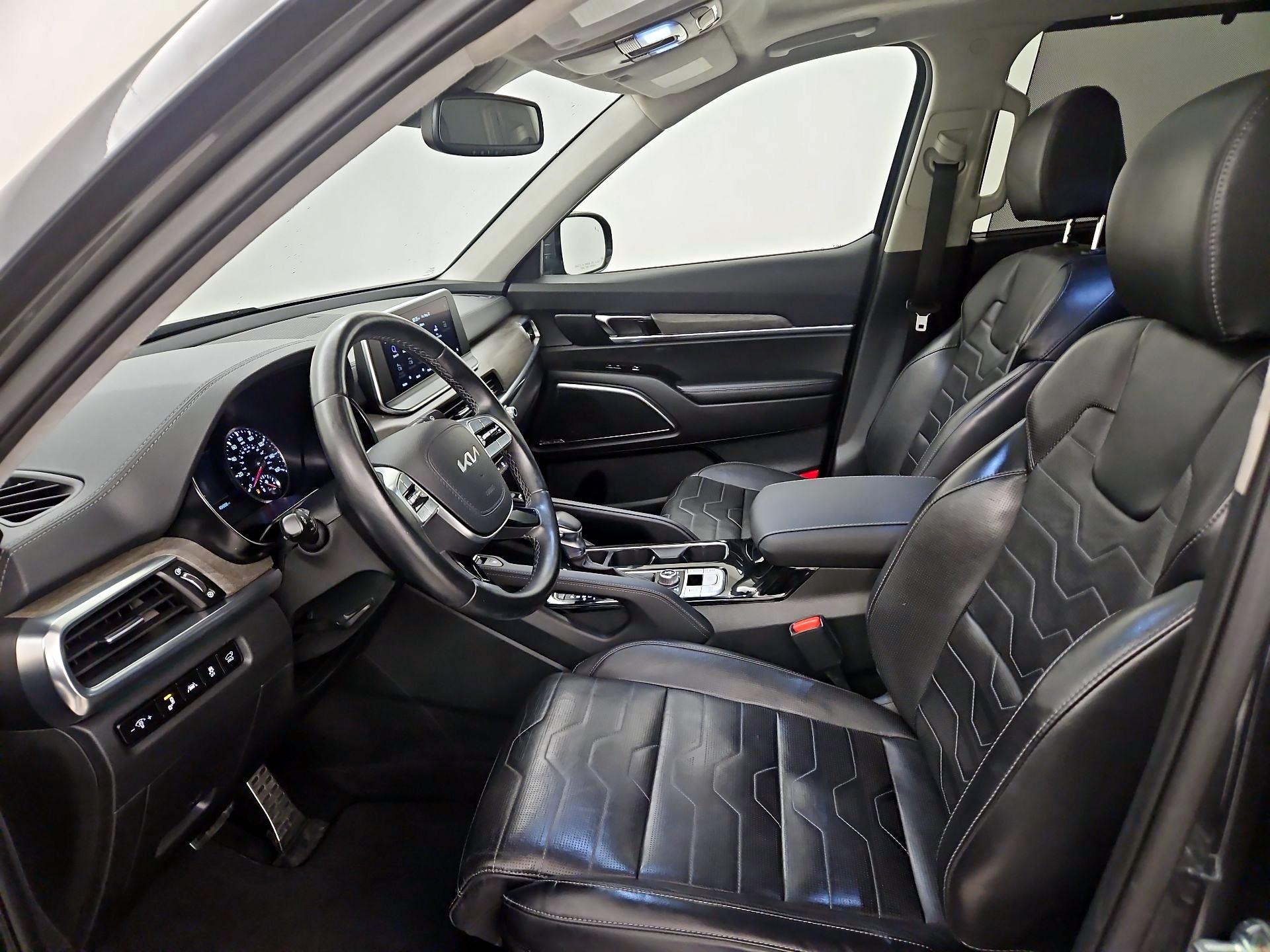 Thumbnail: 2022 Kia Telluride - 11