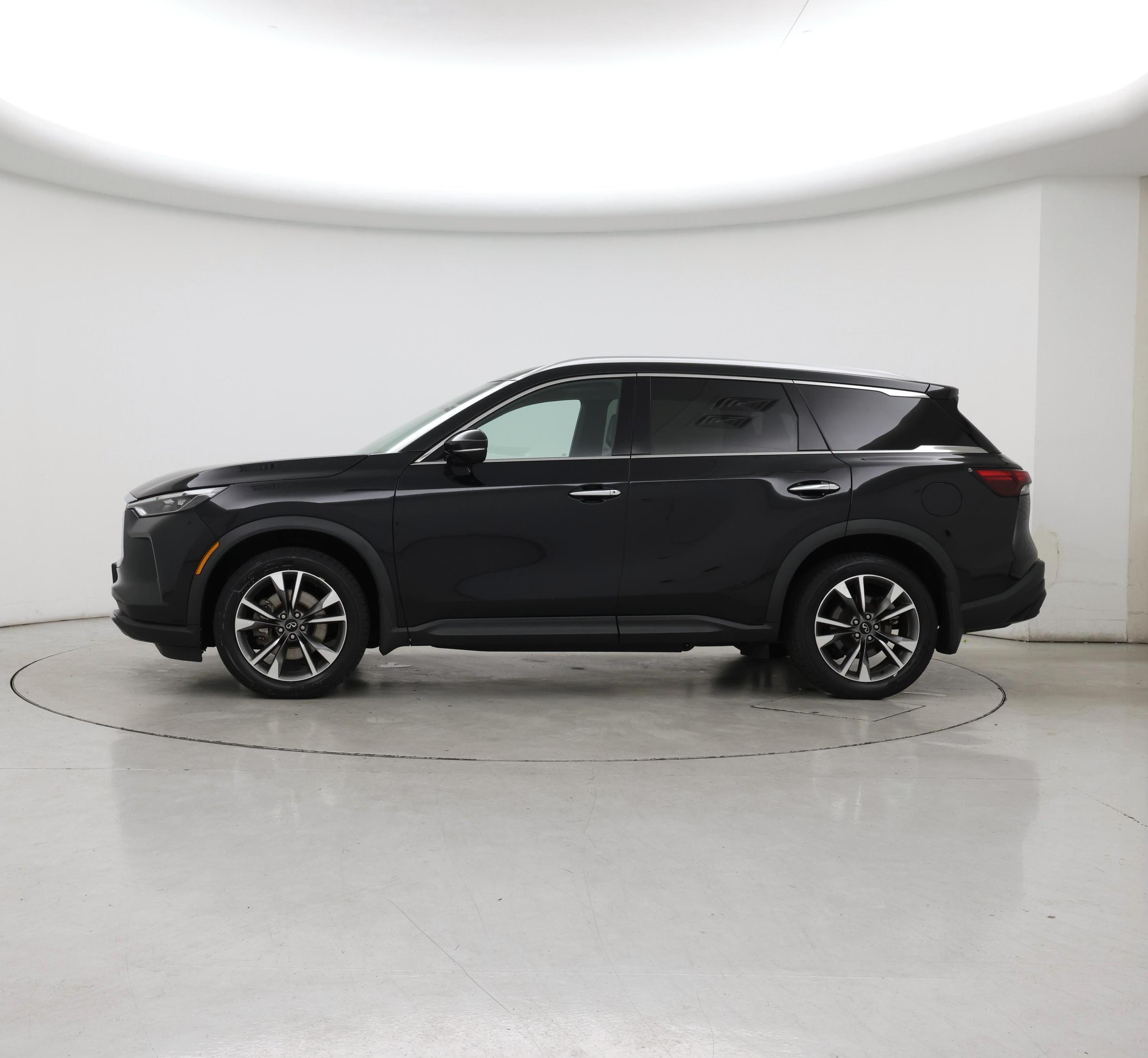 Thumbnail: 2023 INFINITI QX60 - 3