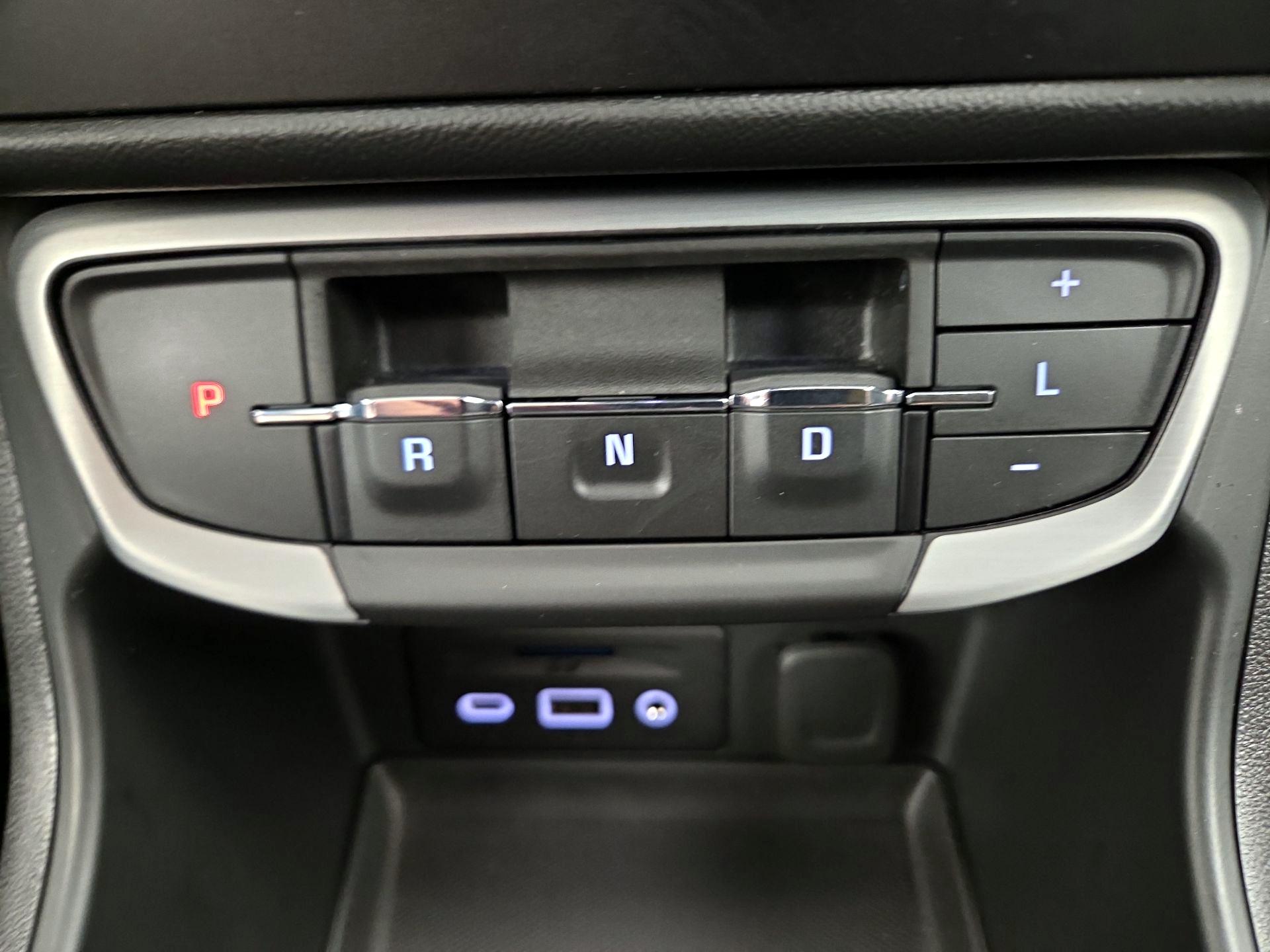 Thumbnail: 2022 GMC Terrain - 18