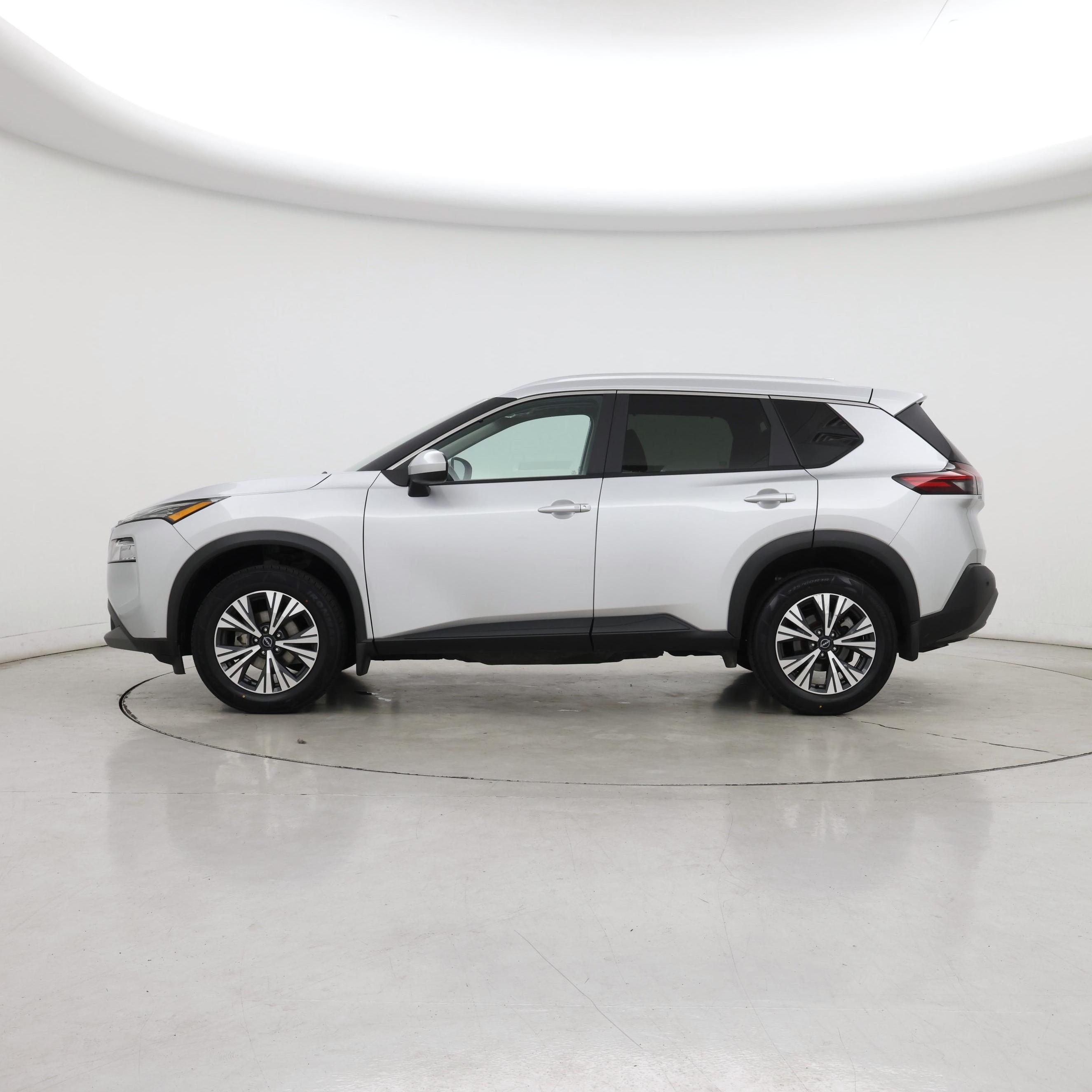 Thumbnail: 2023 Nissan Rogue - 3
