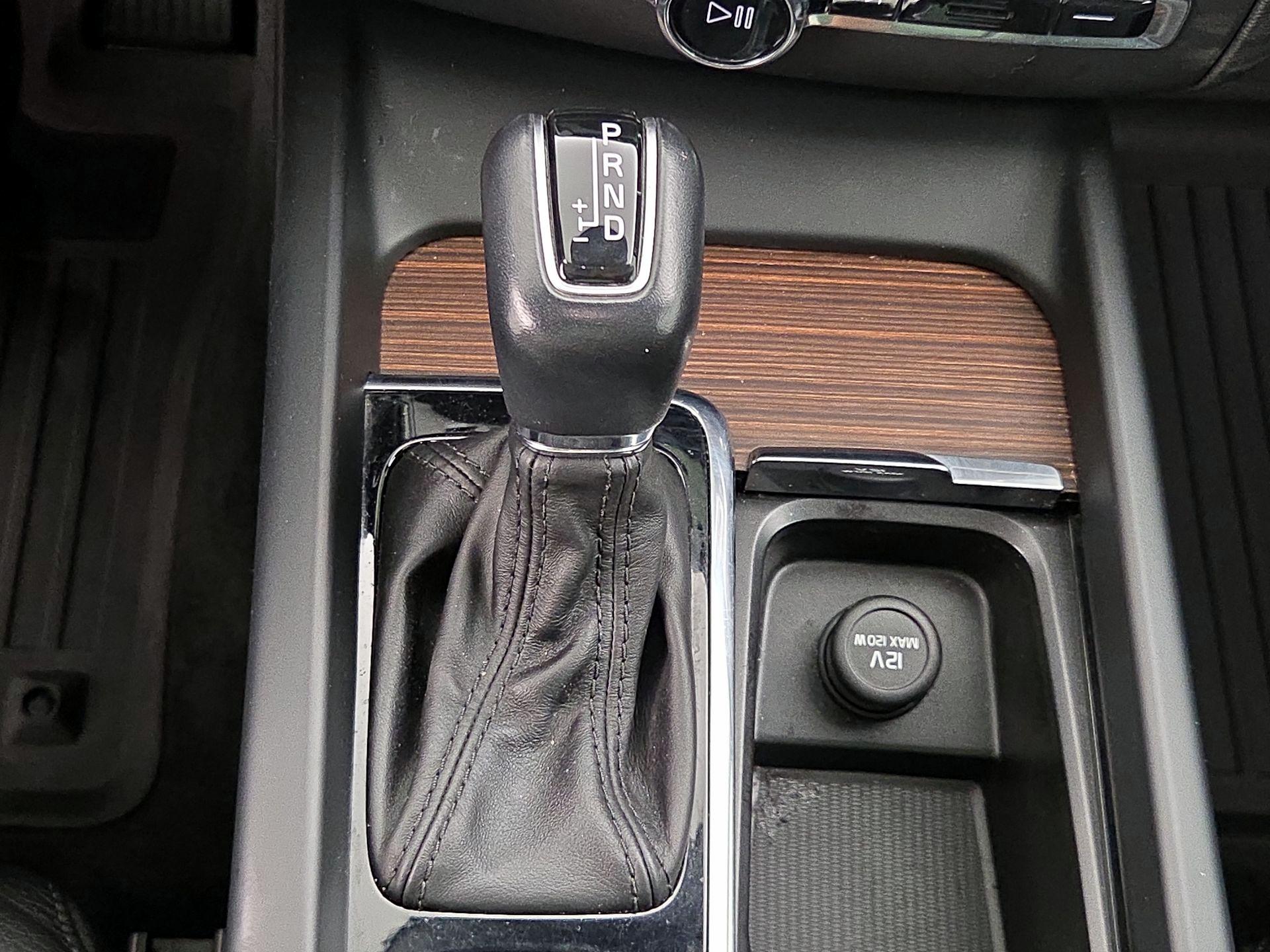 Thumbnail: 2021 Volvo XC60 - 18