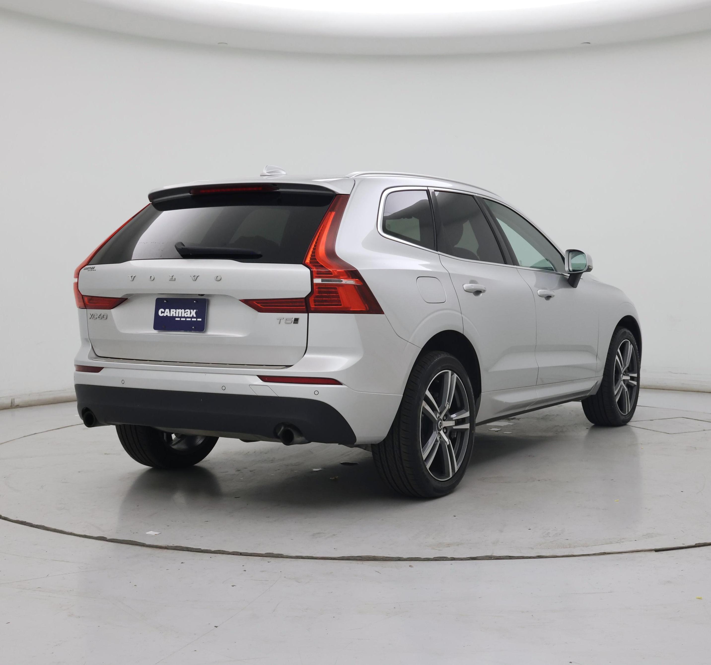 Thumbnail: 2021 Volvo XC60 - 8