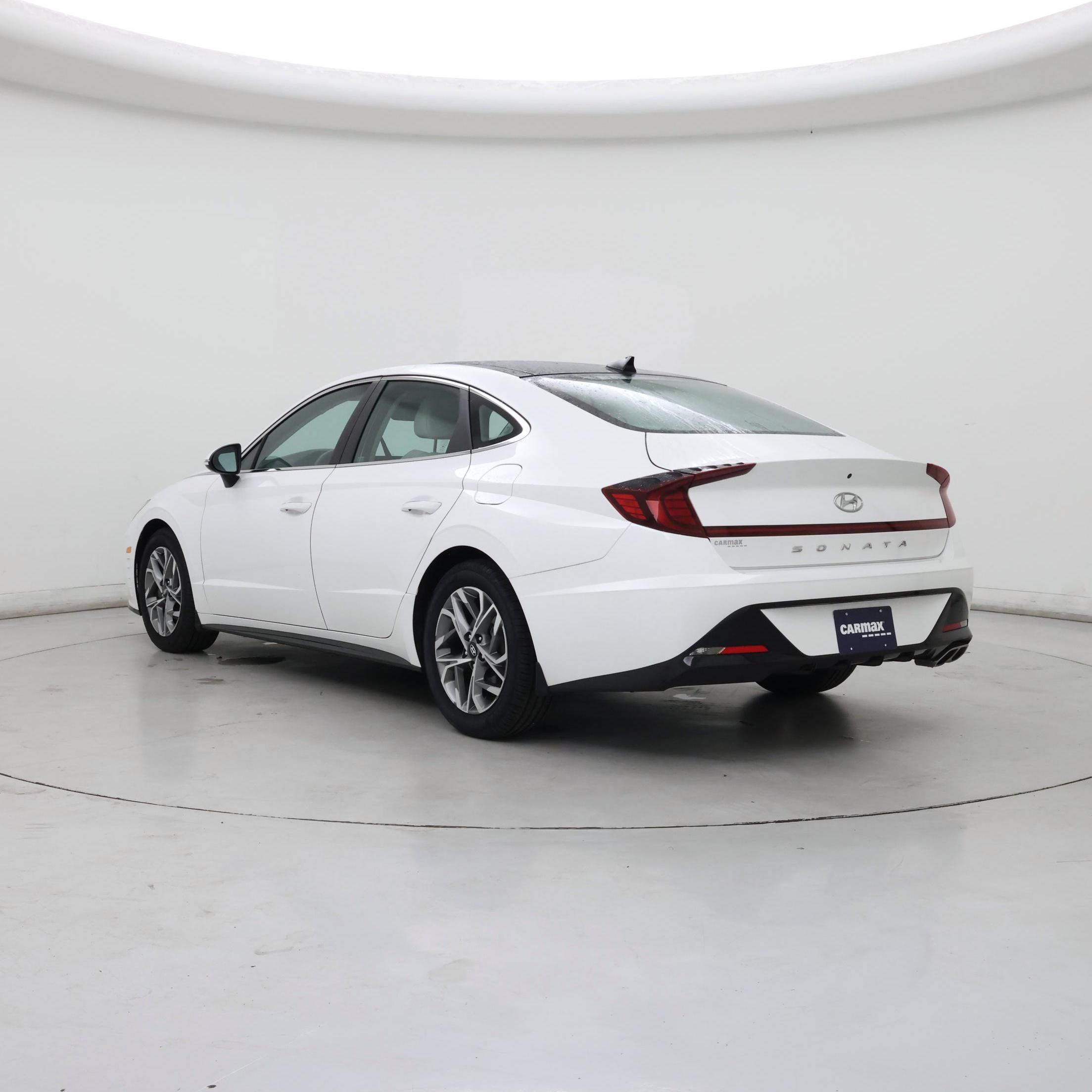 Thumbnail: 2023 Hyundai Sonata - 2