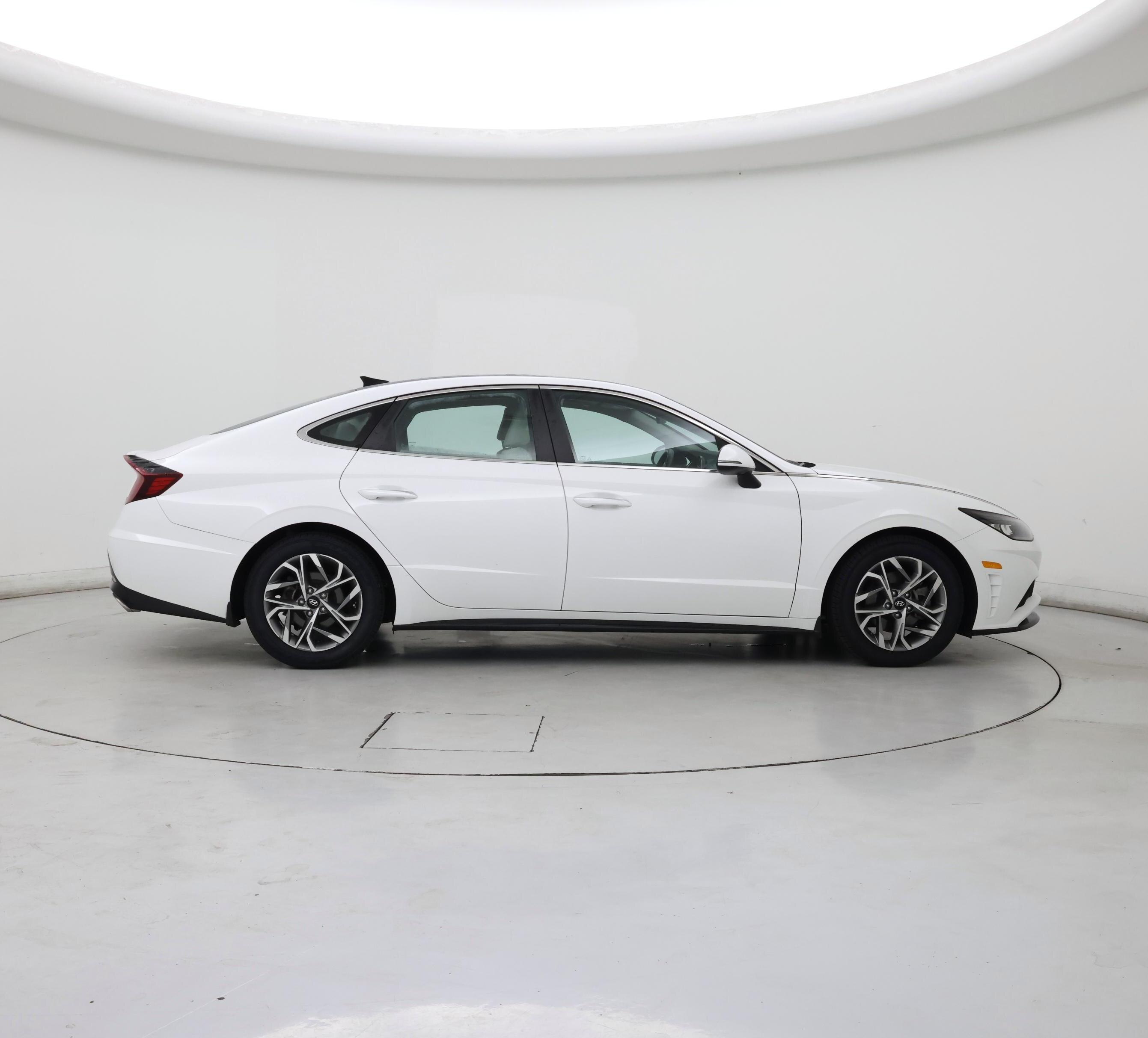 Thumbnail: 2023 Hyundai Sonata - 7