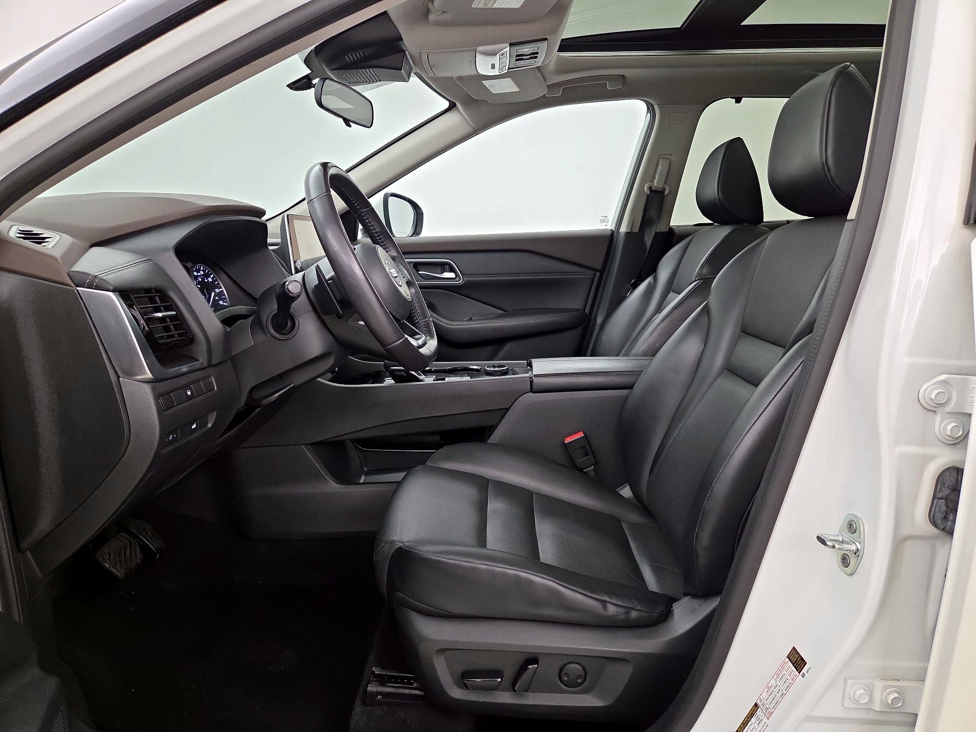 Thumbnail: 2021 Nissan Rogue - 11