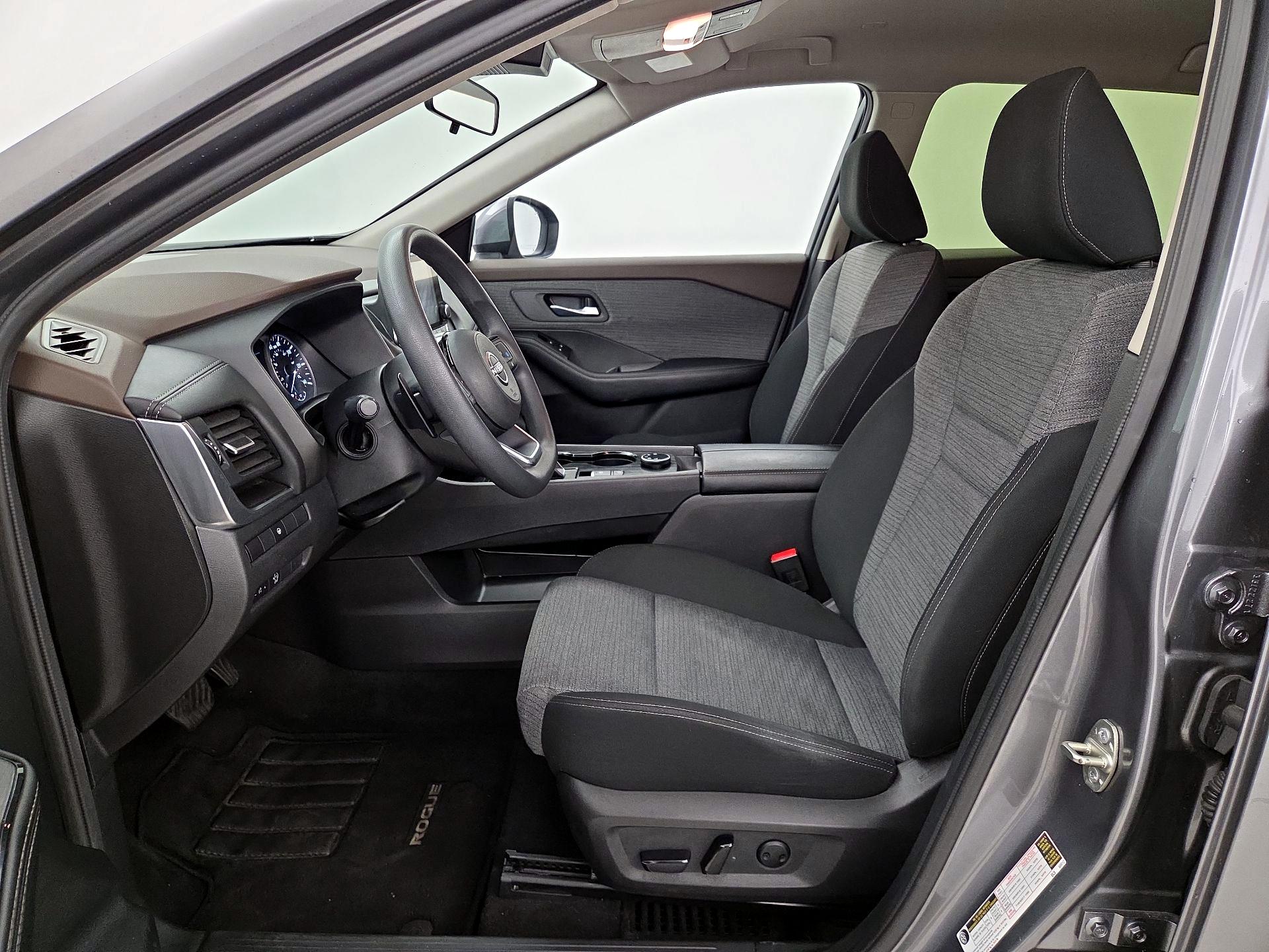 Thumbnail: 2023 Nissan Rogue - 11