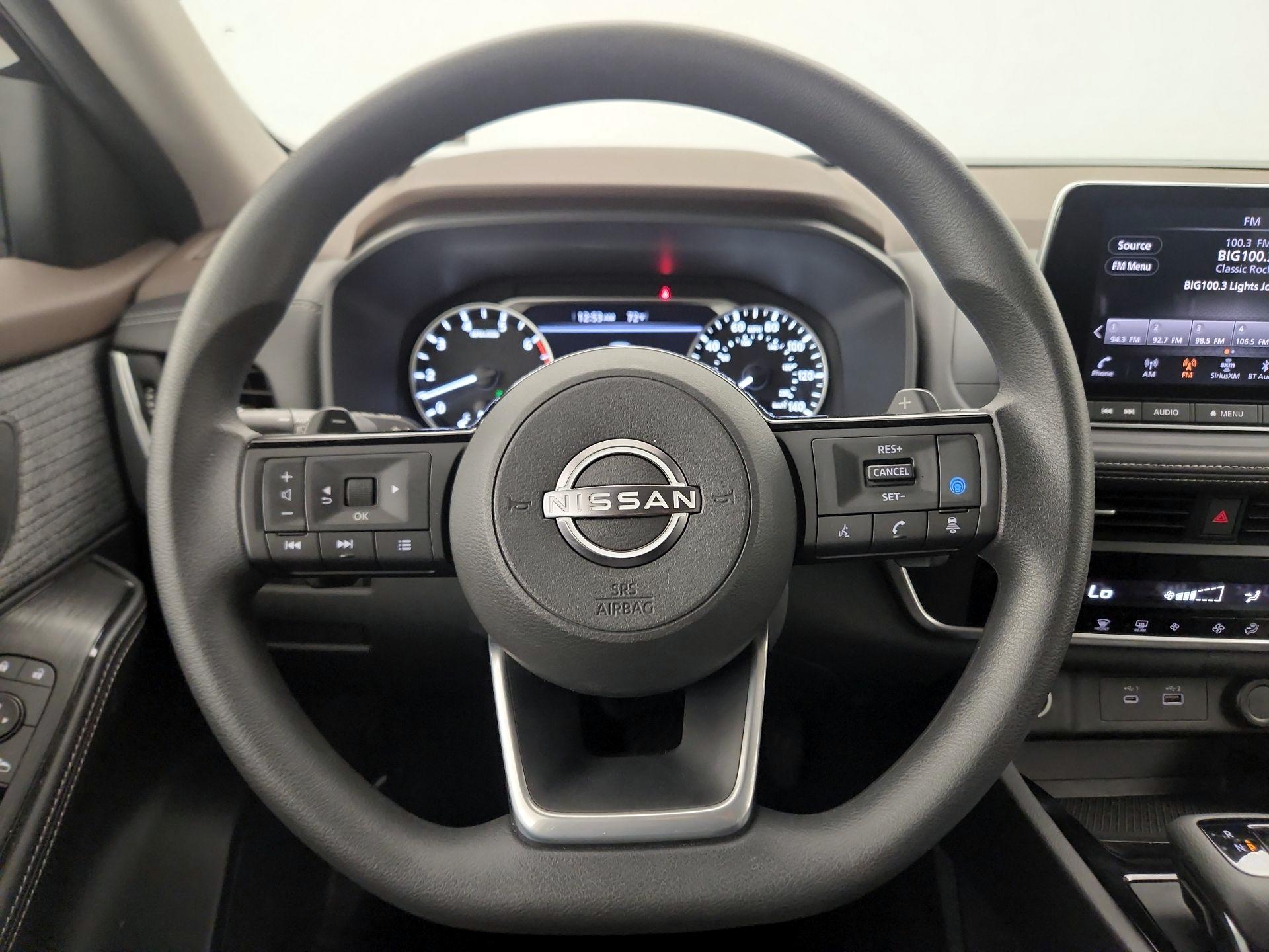 Thumbnail: 2023 Nissan Rogue - 10