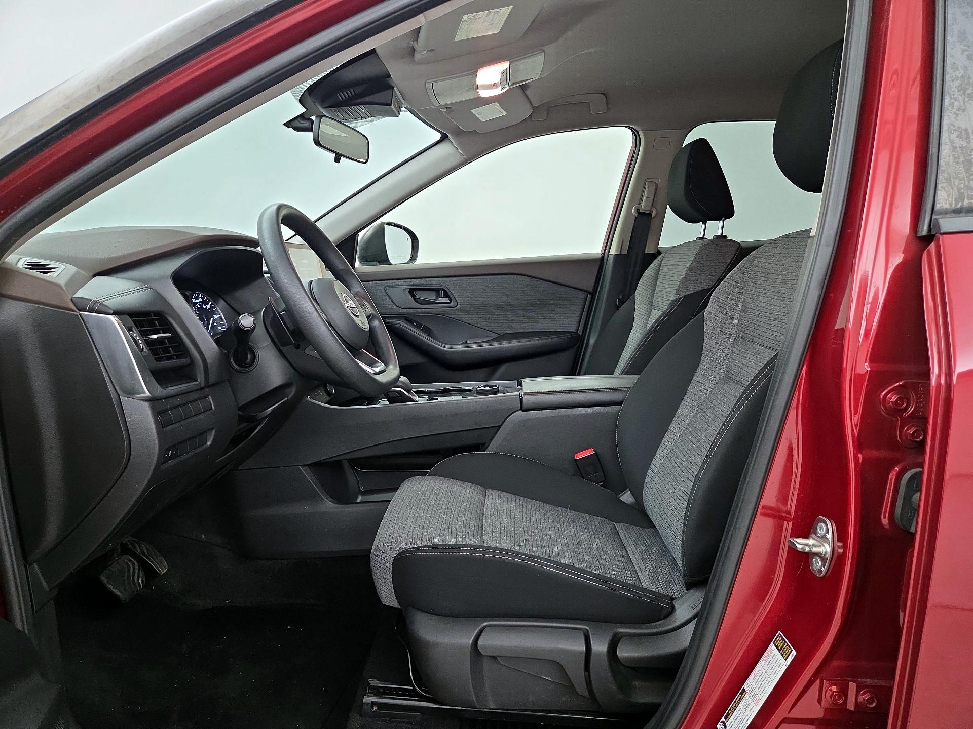 Thumbnail: 2022 Nissan Rogue - 11