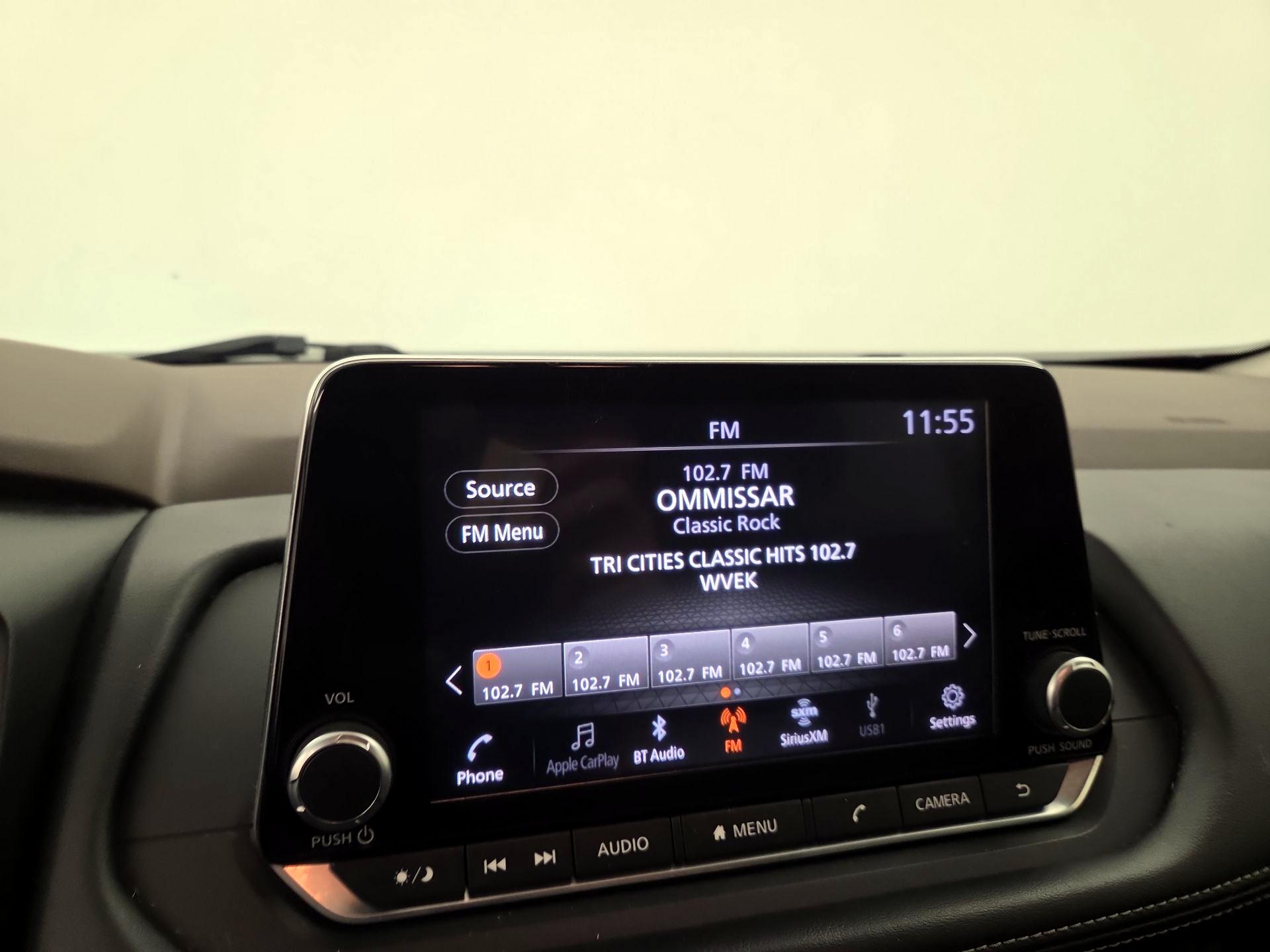 Thumbnail: 2022 Nissan Rogue - 15