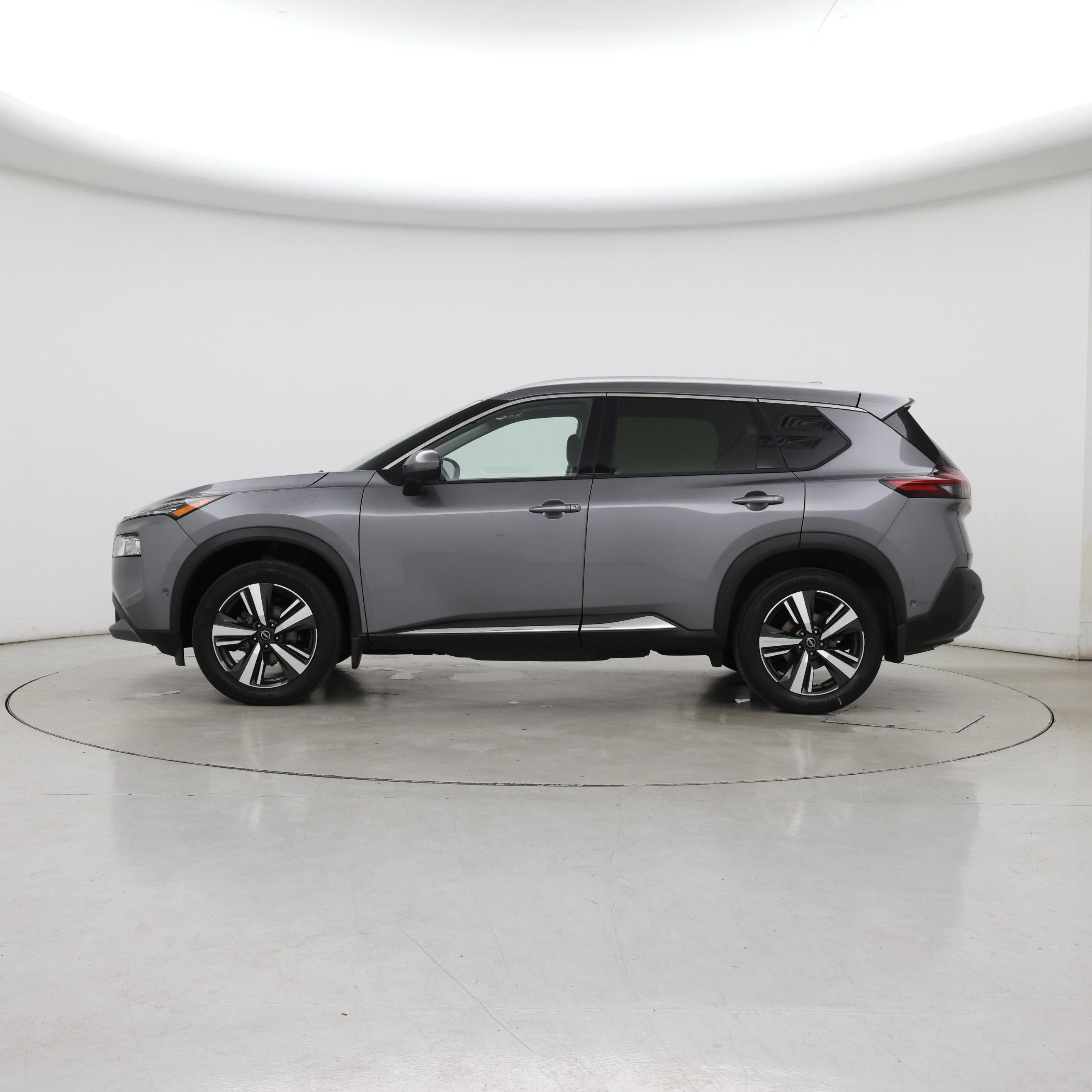 Thumbnail: 2023 Nissan Rogue - 3