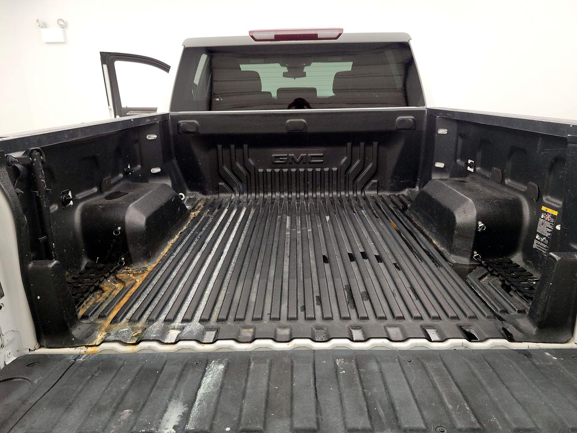 Thumbnail: 2022 GMC Sierra 1500 - 19