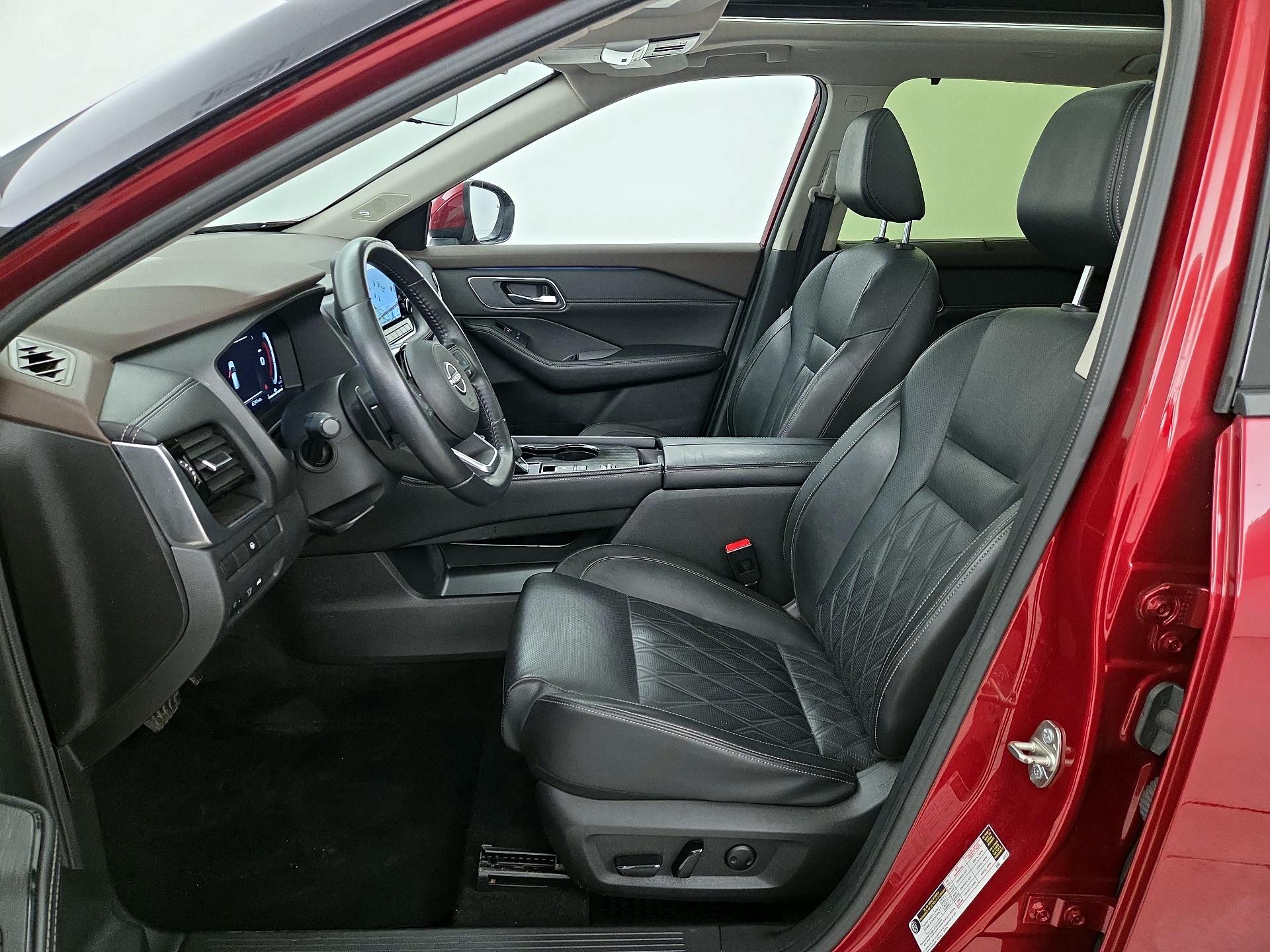 Thumbnail: 2023 Nissan Rogue - 11
