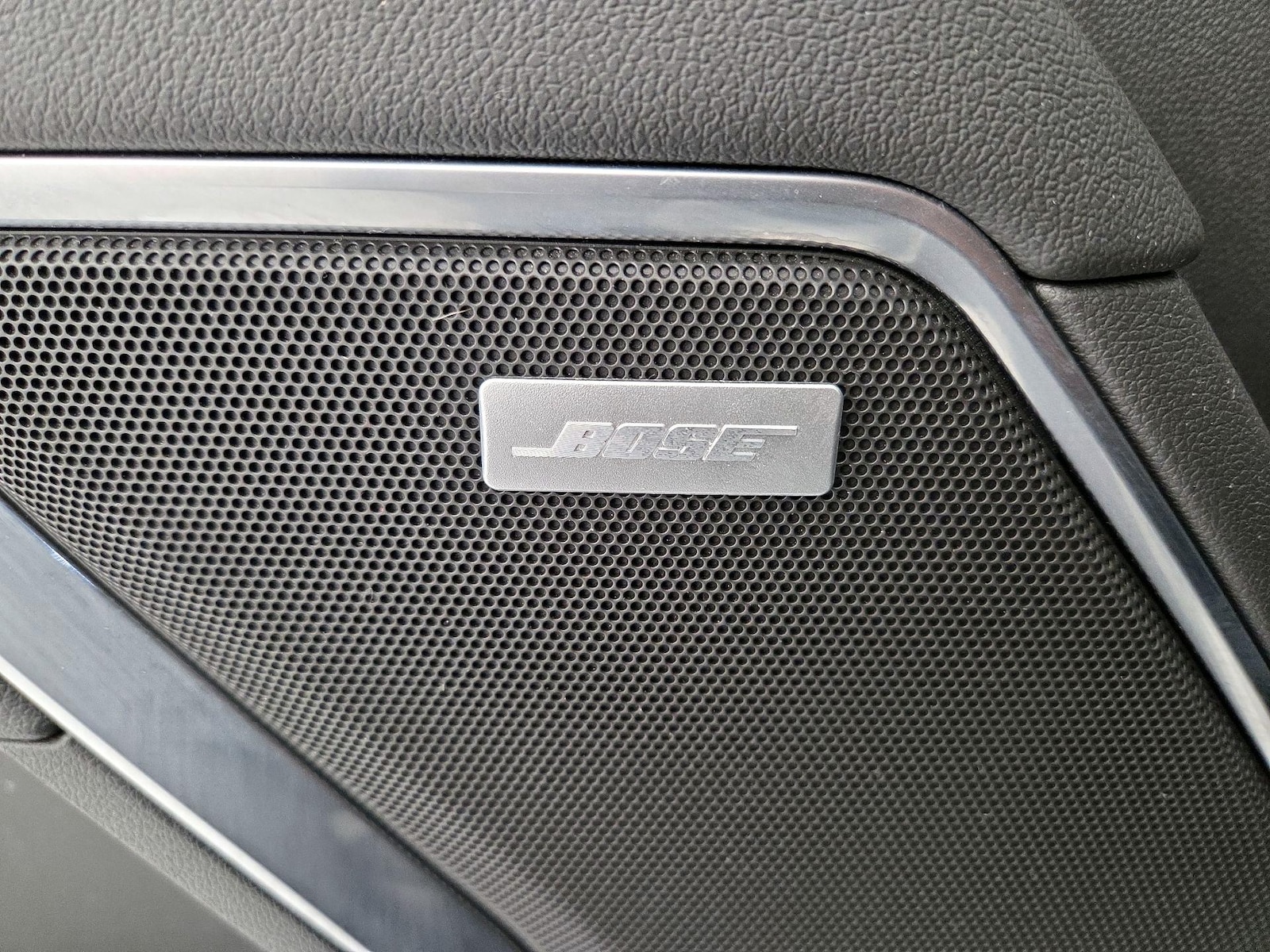2022 Chevrolet Silverado 1500 RST - Photo 23