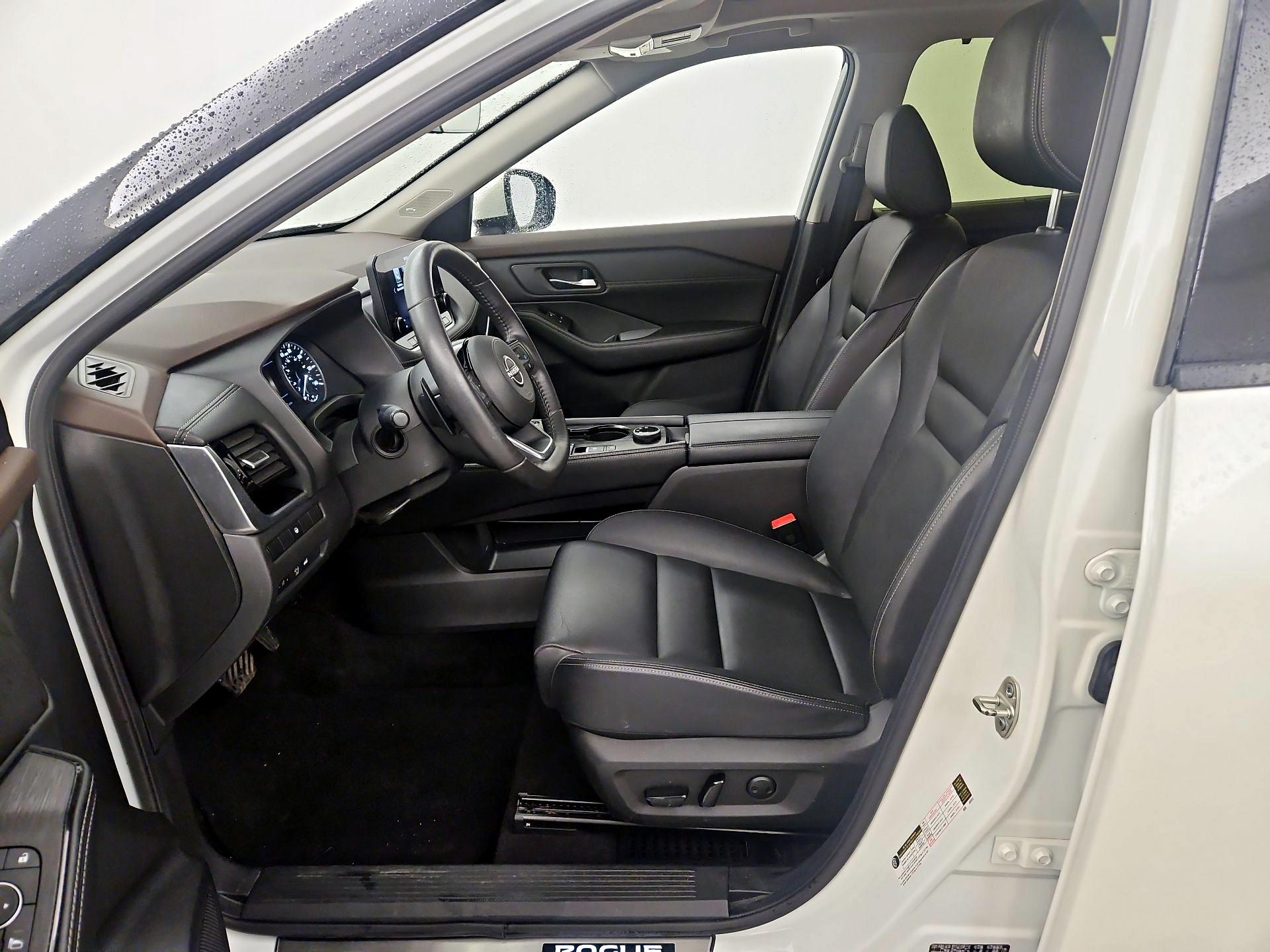 Thumbnail: 2023 Nissan Rogue - 11