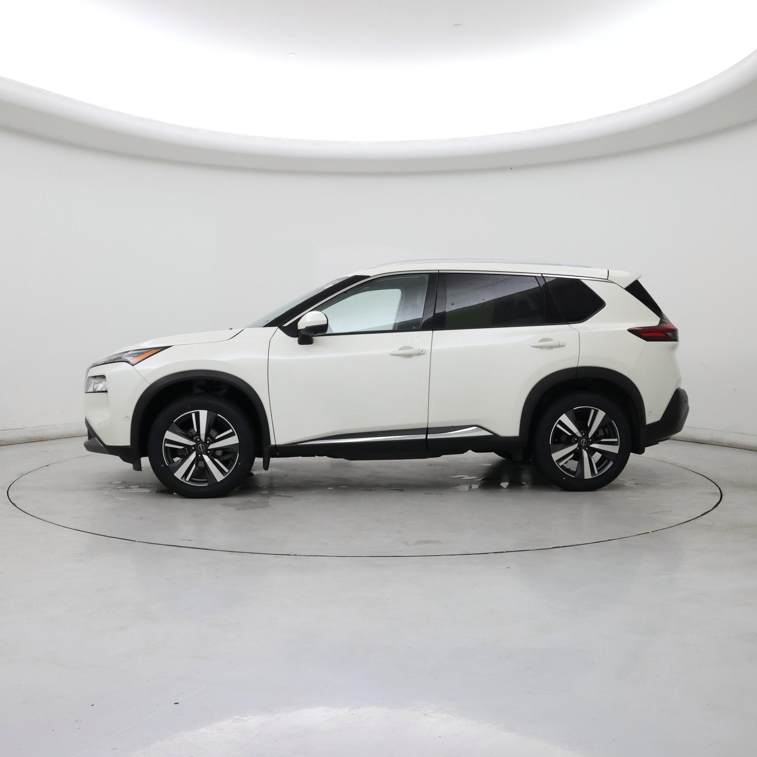 Thumbnail: 2023 Nissan Rogue - 3