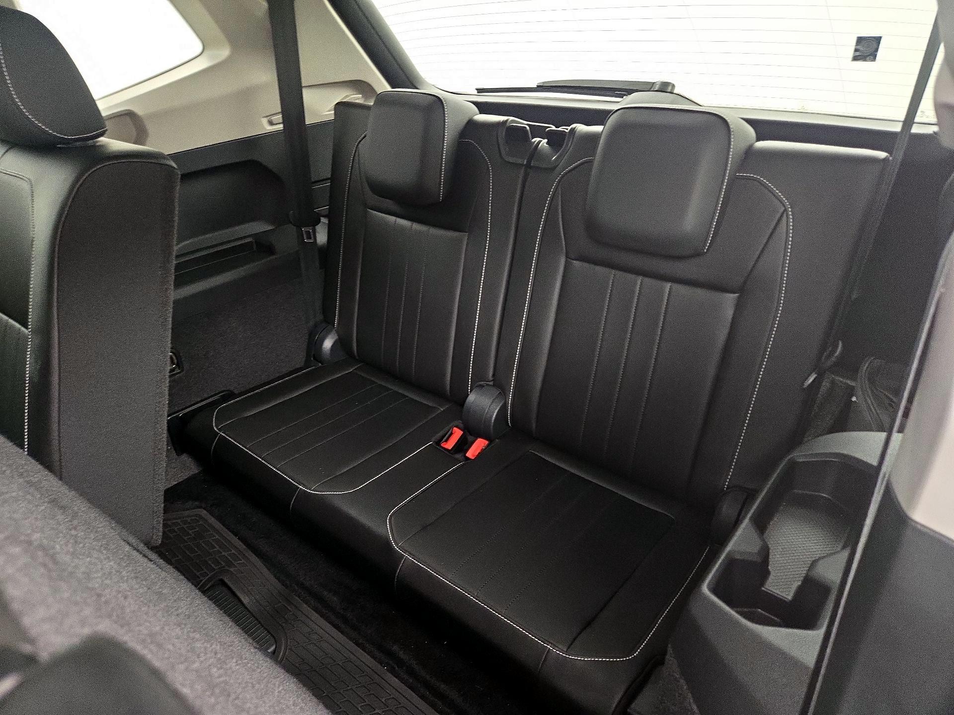 Thumbnail: 2023 Volkswagen Tiguan - 20