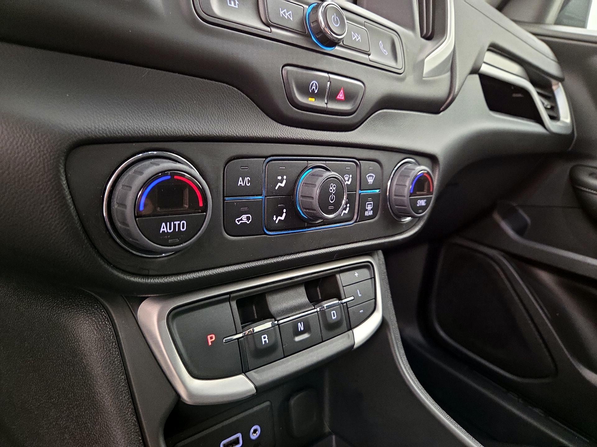 Thumbnail: 2023 GMC Terrain - 16