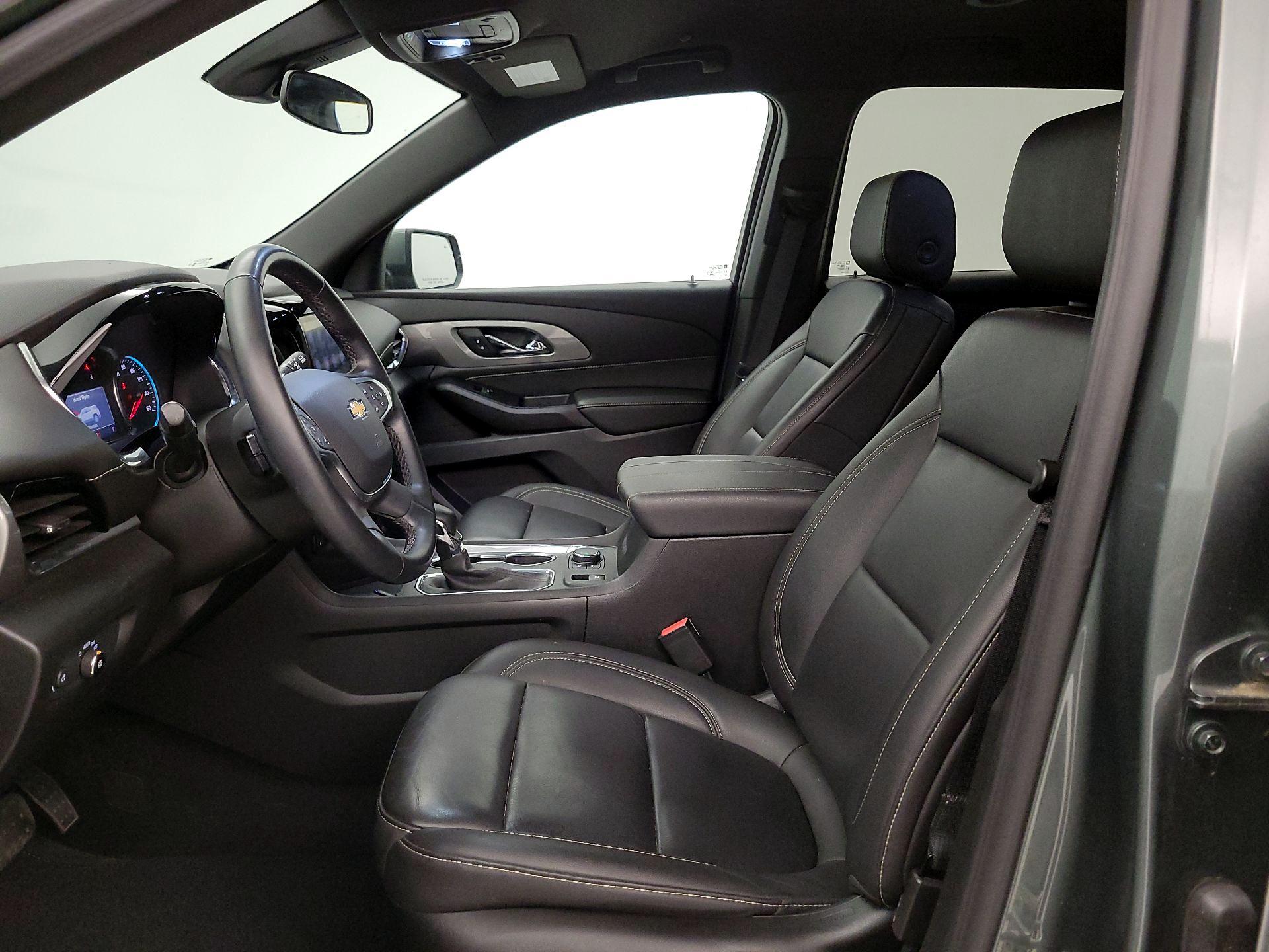 Thumbnail: 2023 Chevrolet Traverse - 11