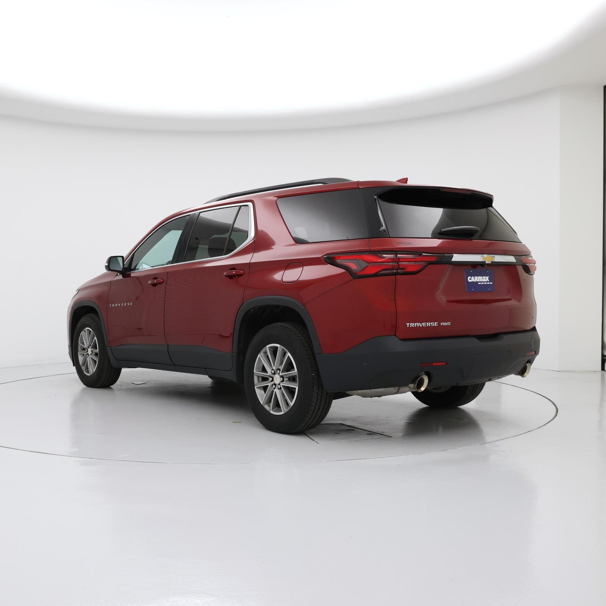 Thumbnail: 2023 Chevrolet Traverse - 2