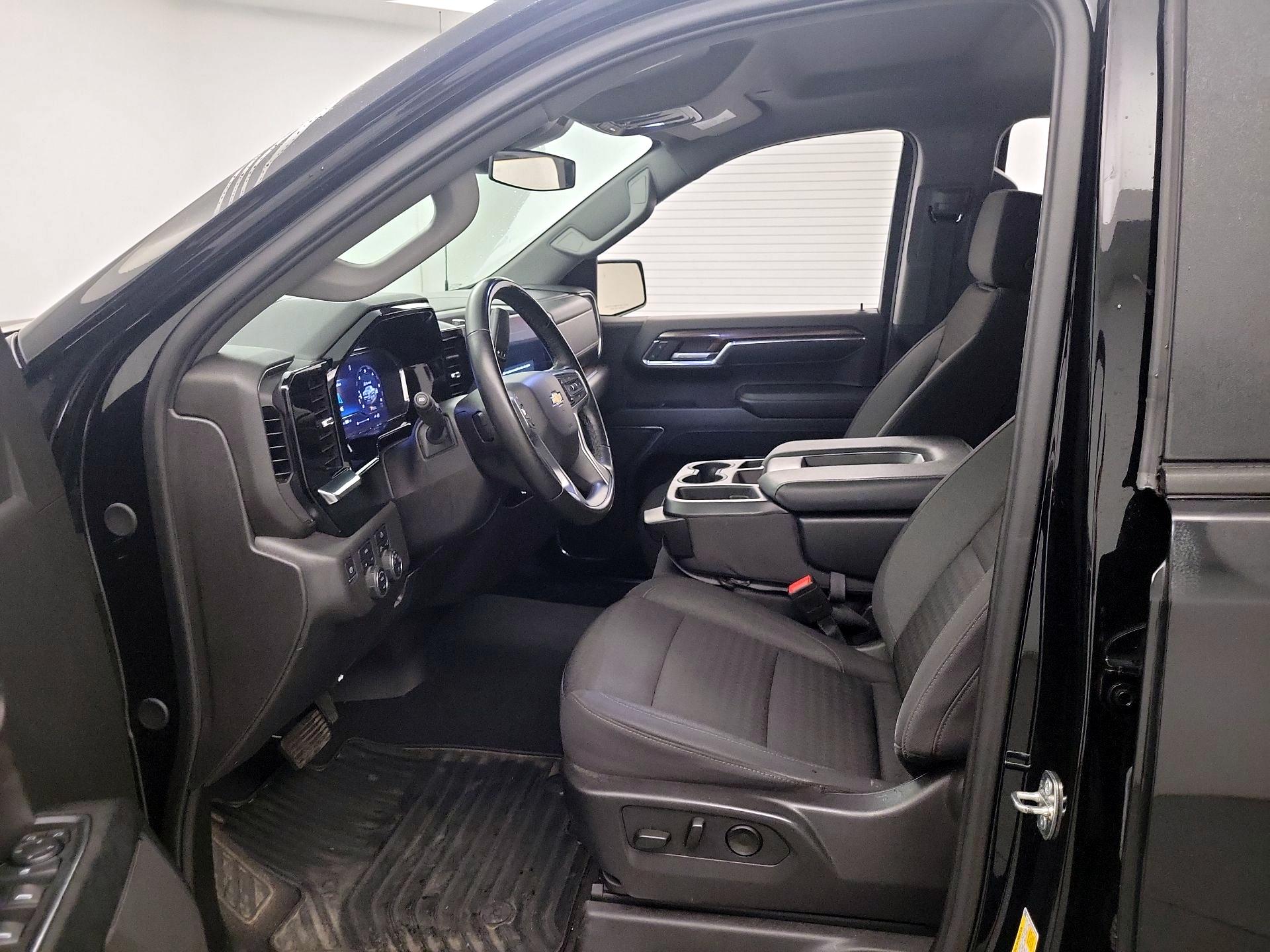 Thumbnail: 2024 Chevrolet Silverado 1500 - 9