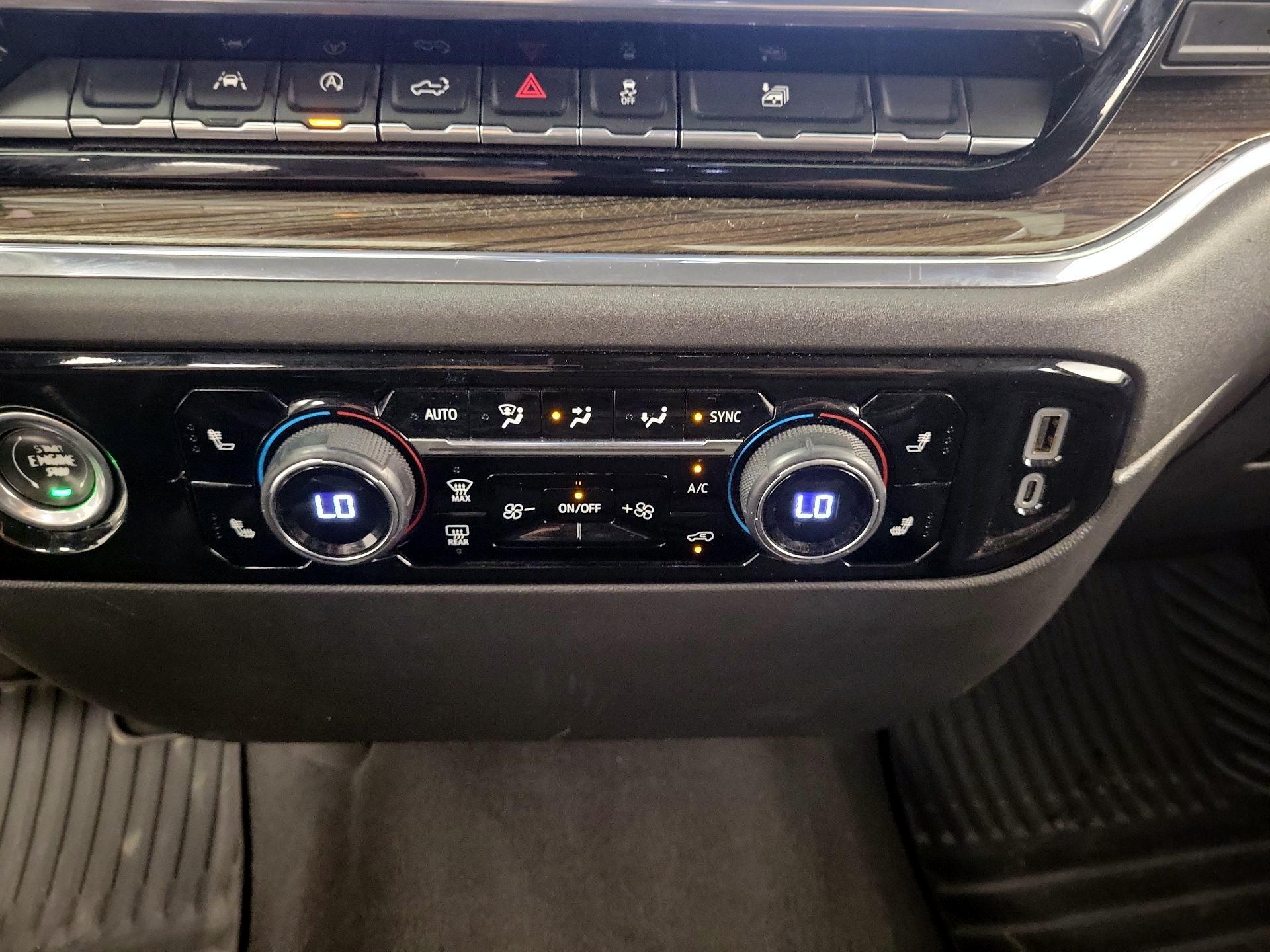 Thumbnail: 2024 Chevrolet Silverado 1500 - 14