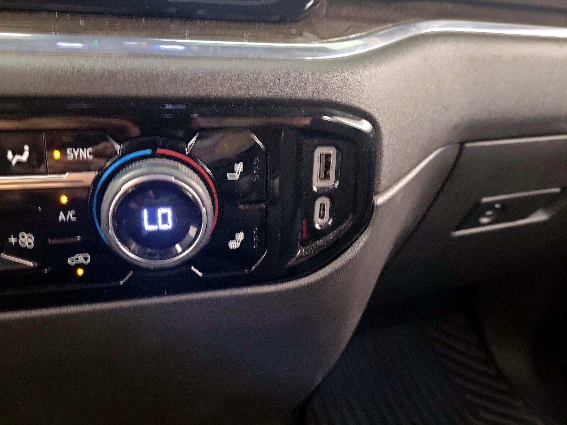 Thumbnail: 2024 Chevrolet Silverado 1500 - 16