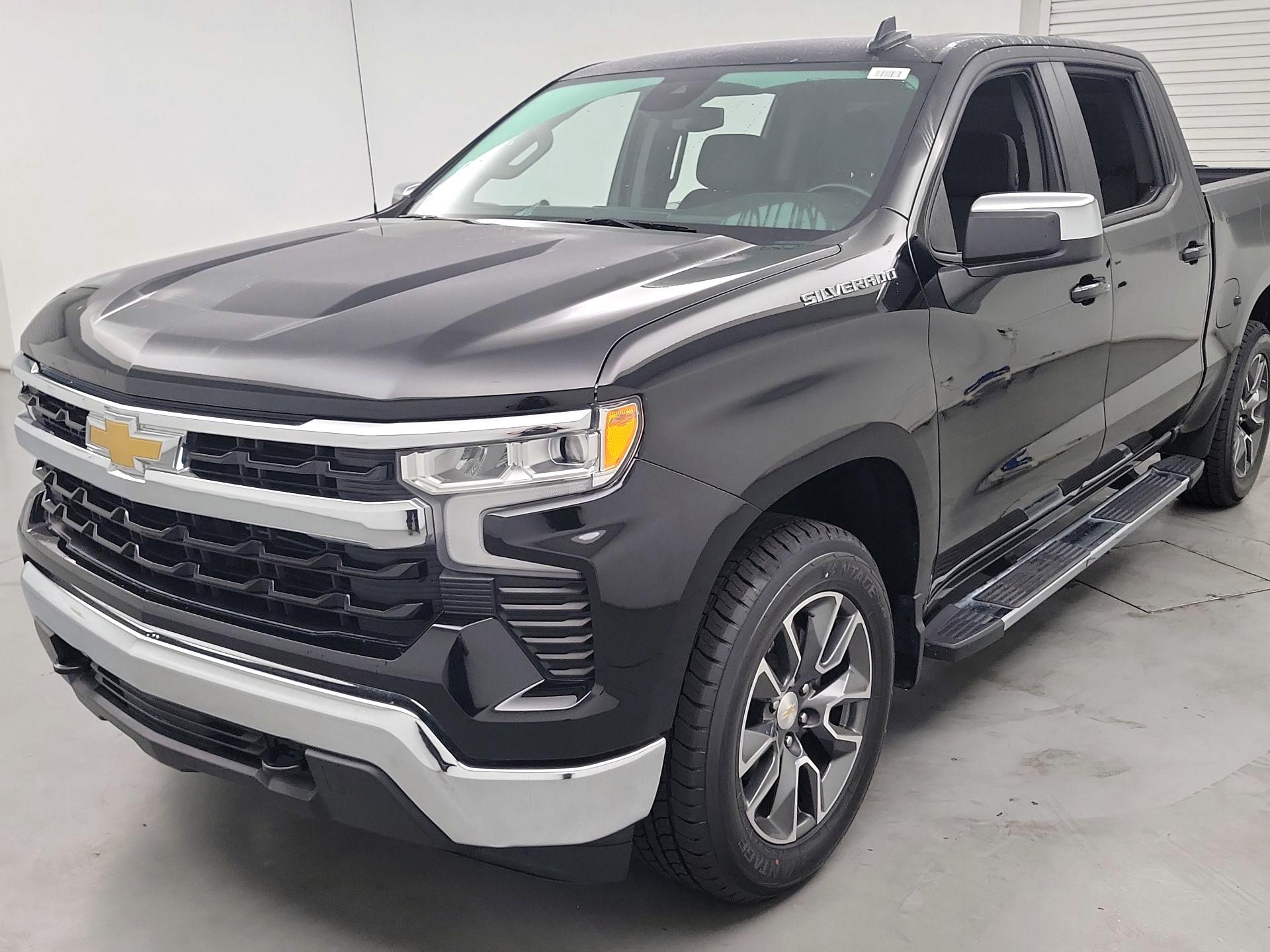 Thumbnail: 2024 Chevrolet Silverado 1500 - 3
