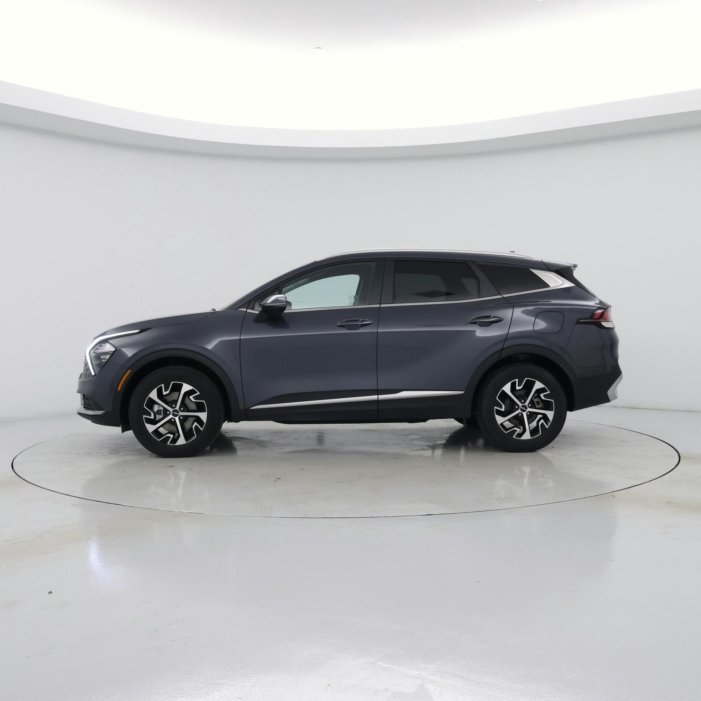 Thumbnail: 2023 Kia Sportage - 3