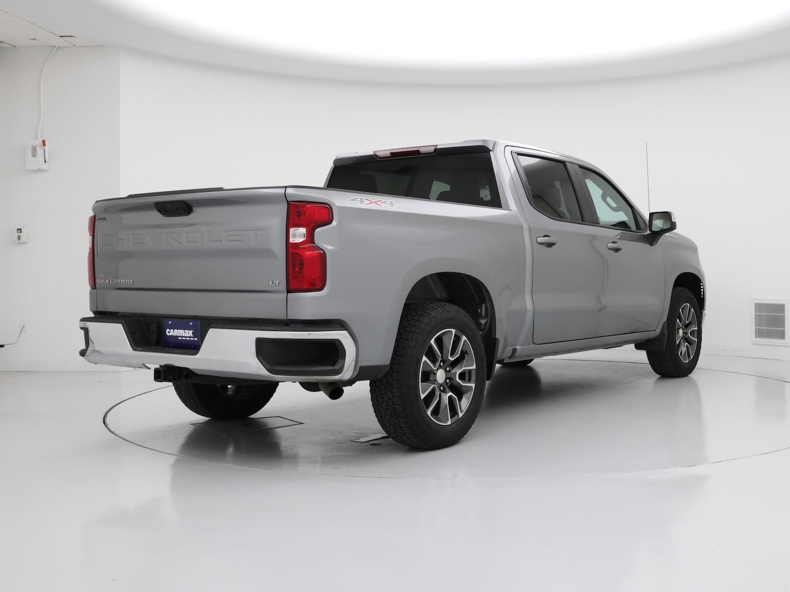 2023 Chevrolet Silverado 1500 LT - Photo 9